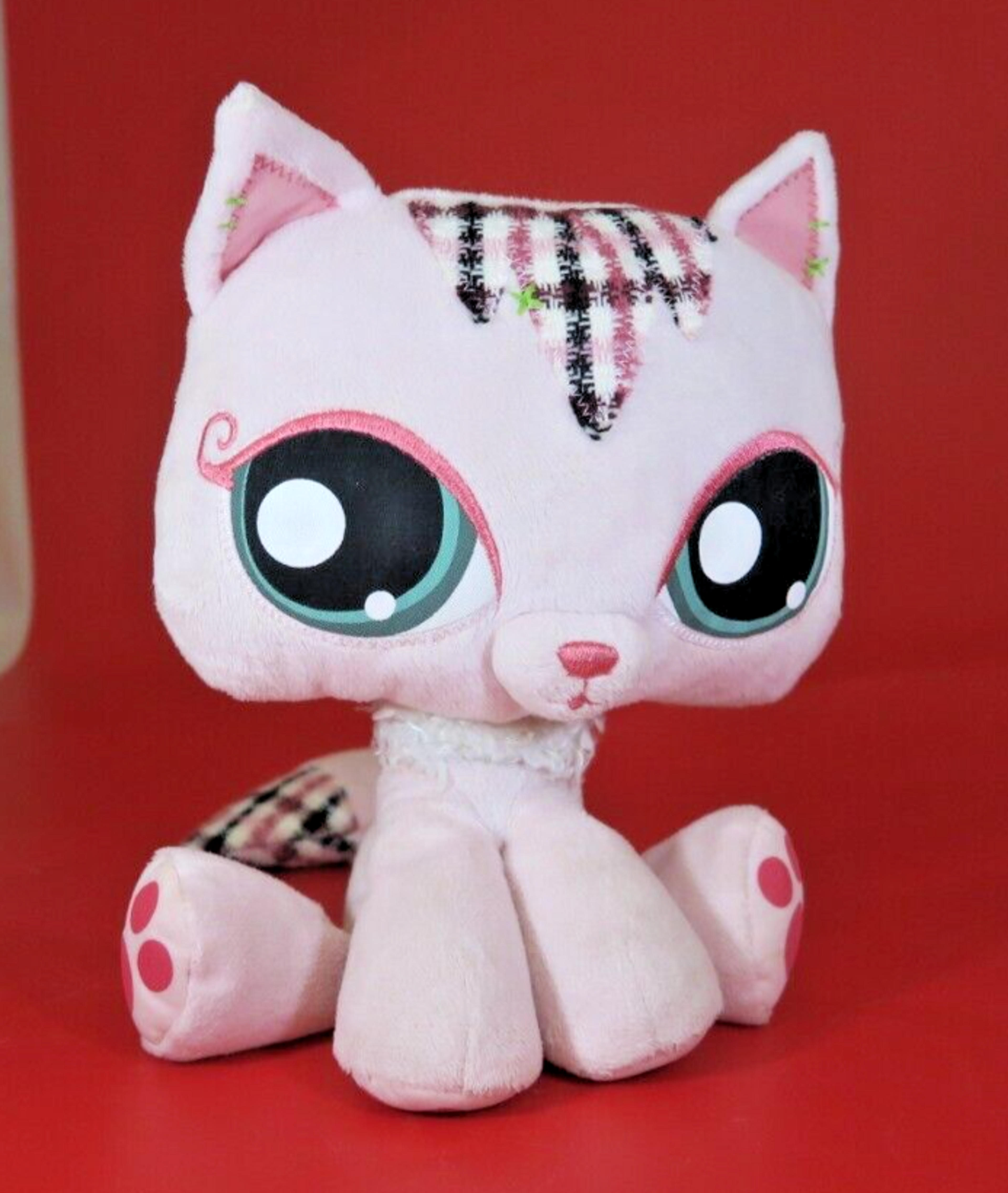 Littlest Pet Shop 2007 VIP Cat Pink and Plaid Plush Stuffed Animal