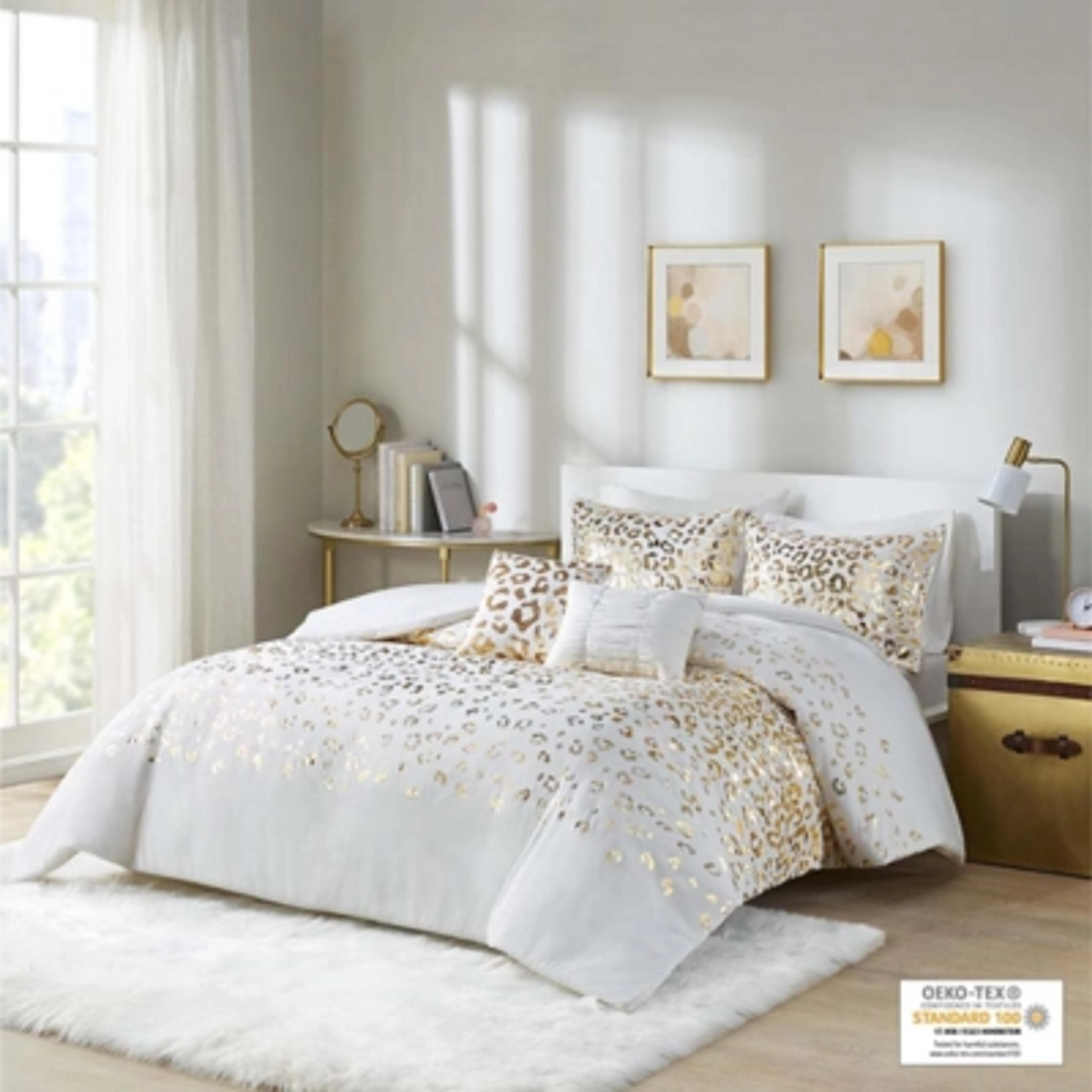 Bridgette Ivory/Gold Twin/Twin XL Metallic Animal Printed Duvet Cover Set | Ashley