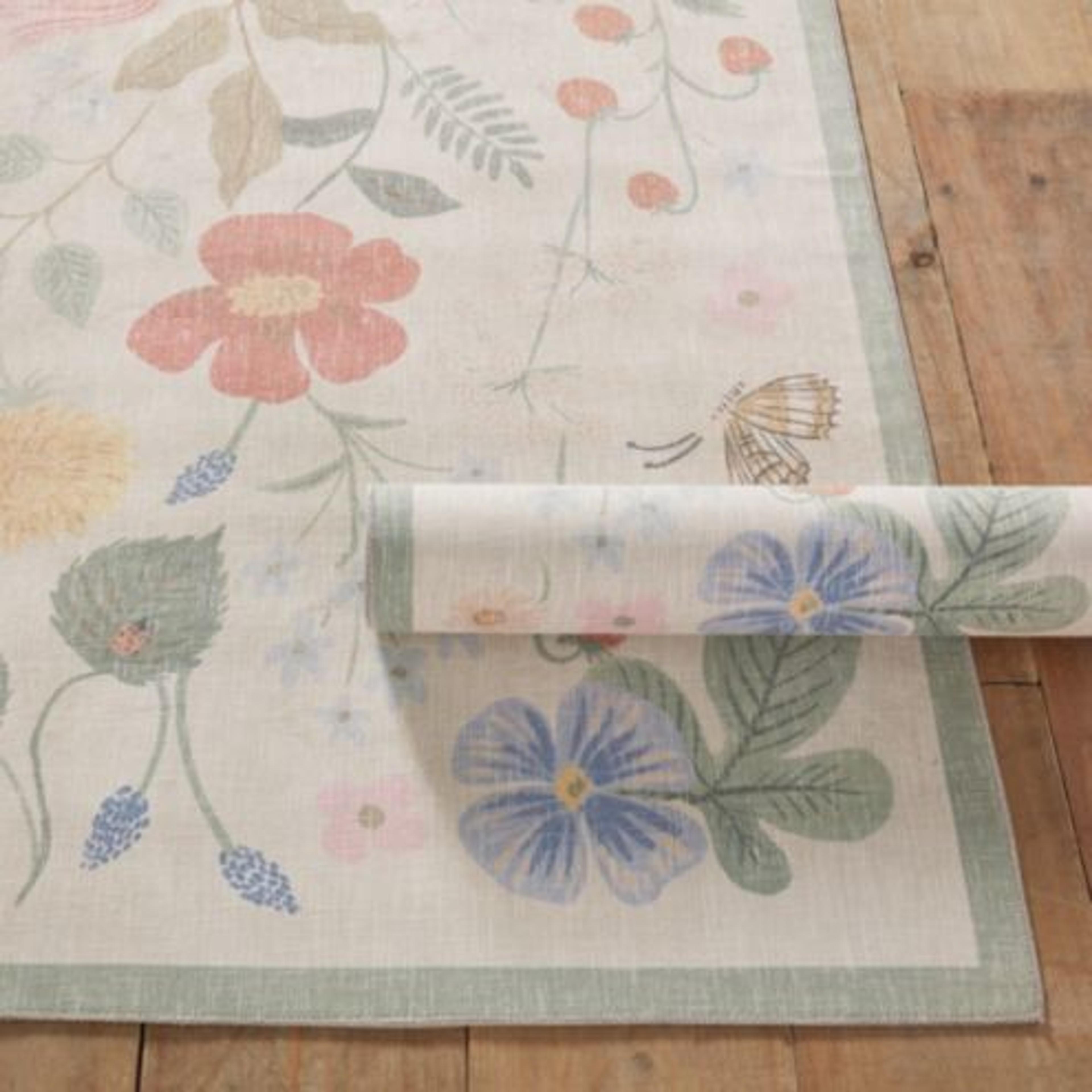 Rifle Paper Co. Strawberry Fields Flower Patterned Area Rug in Polyester, Viscose & Cotton