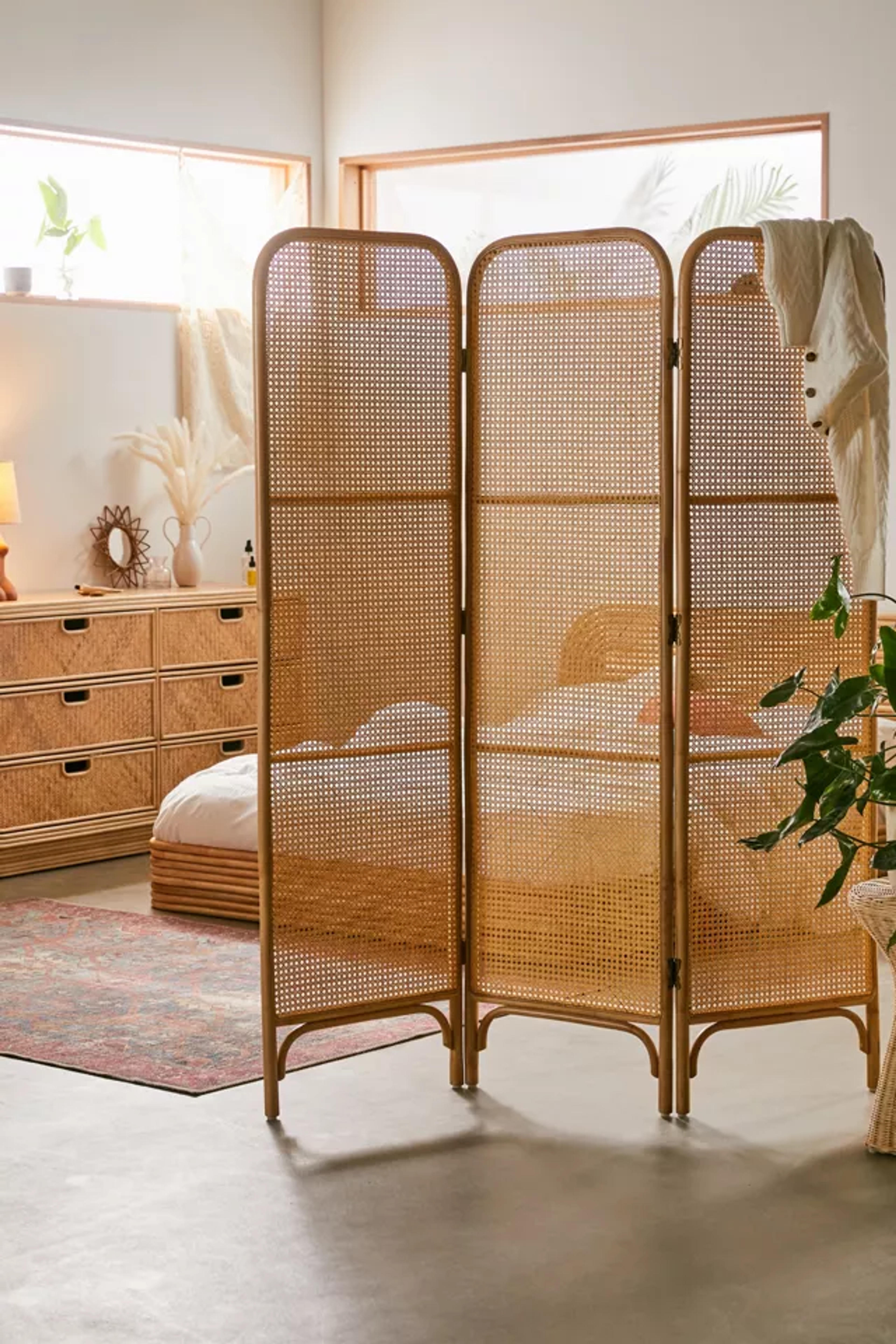 Ria Room Divider Screen | Urban Outfitters