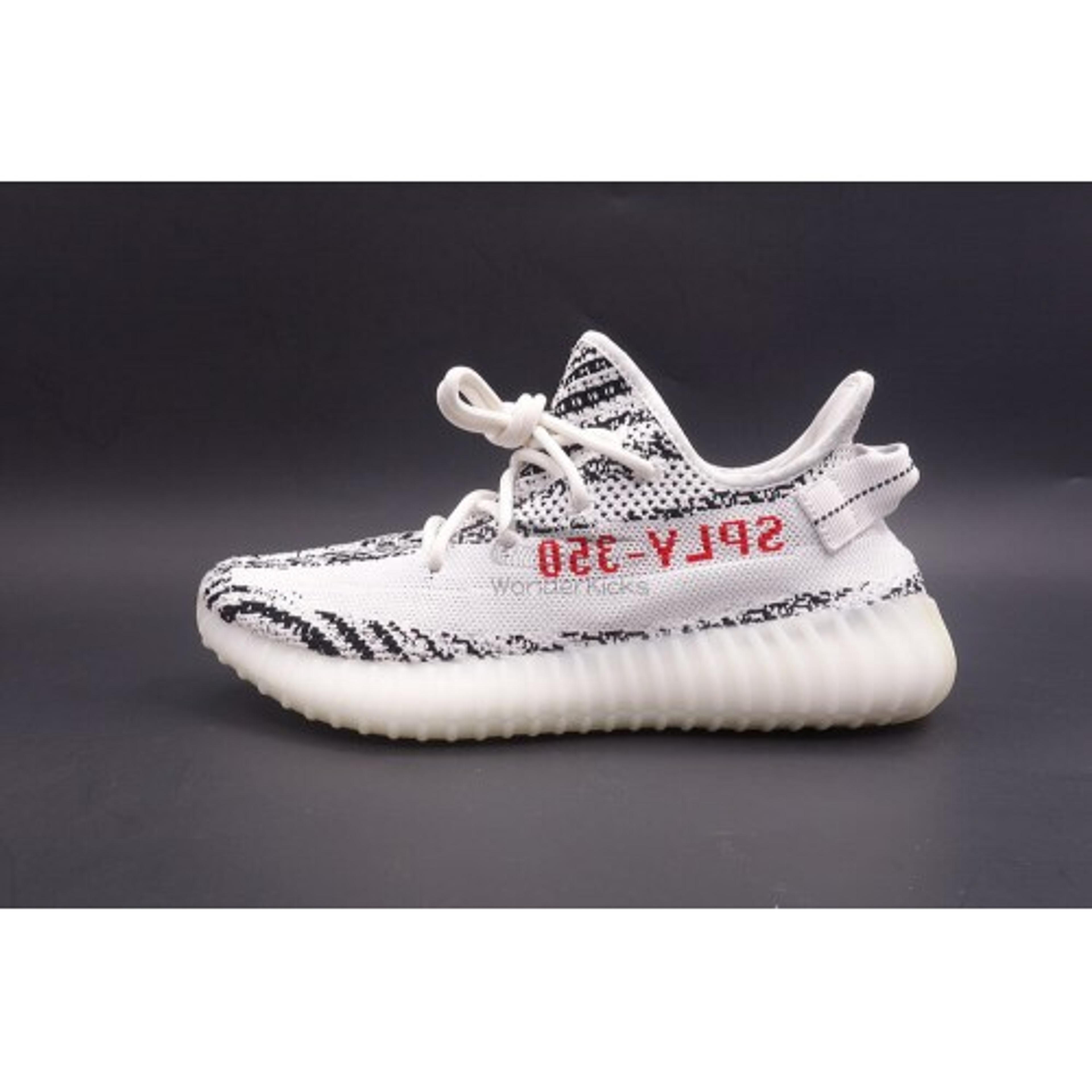 Yeezy Boost 350 V2 Zebra Reps