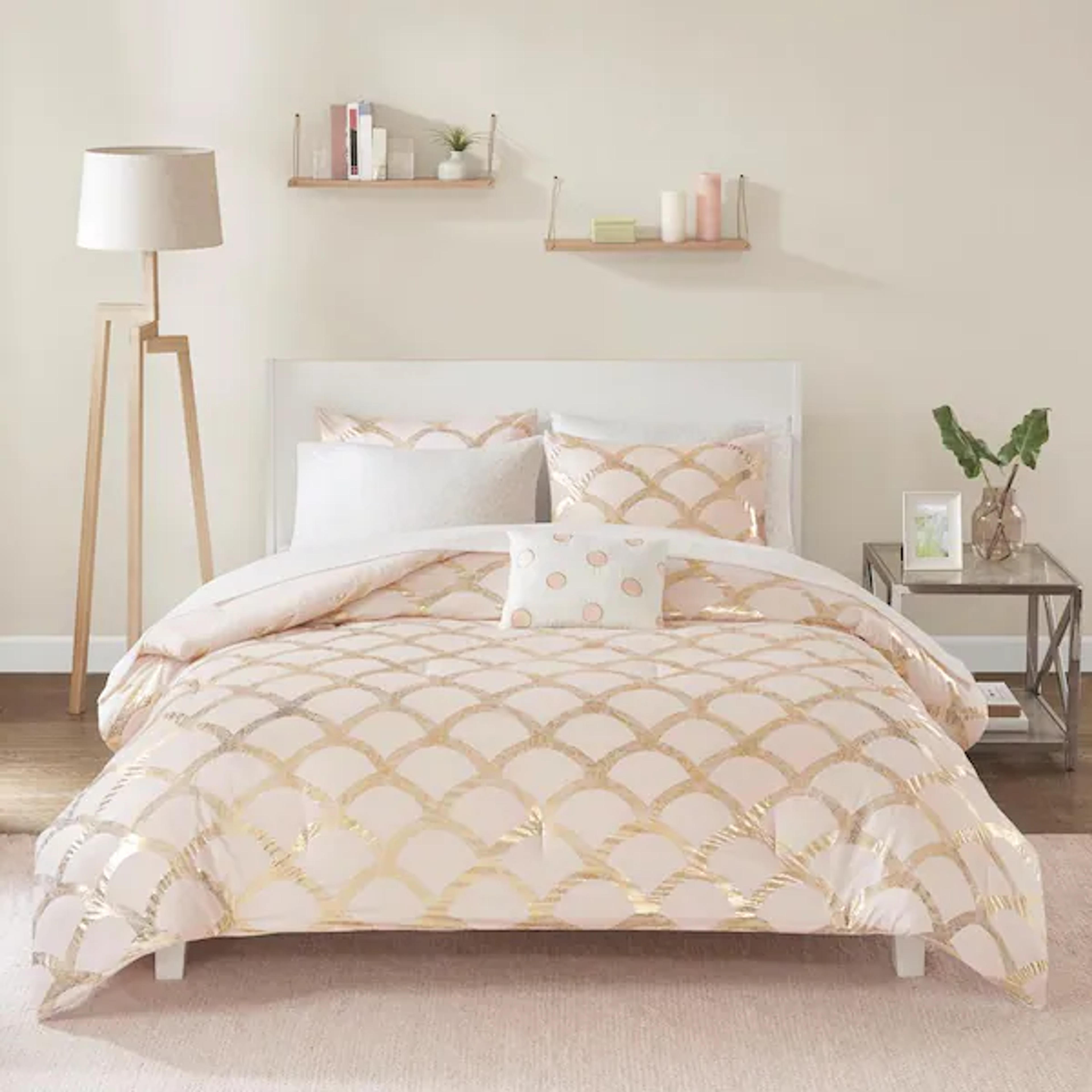 Kaylee 6-Piece Blush Twin XL Comforter Set