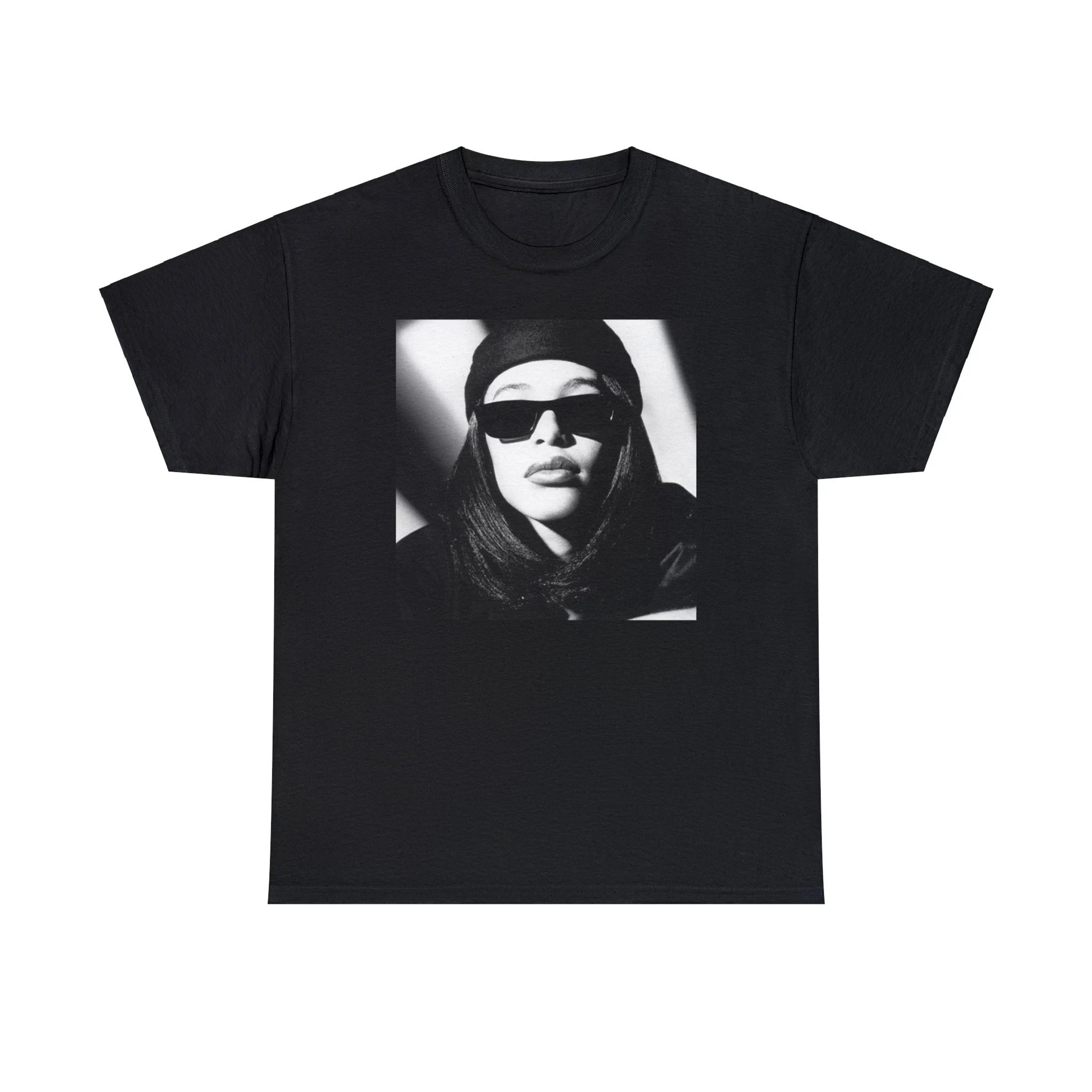 Aaliyah B/W Tee - Etsy UK