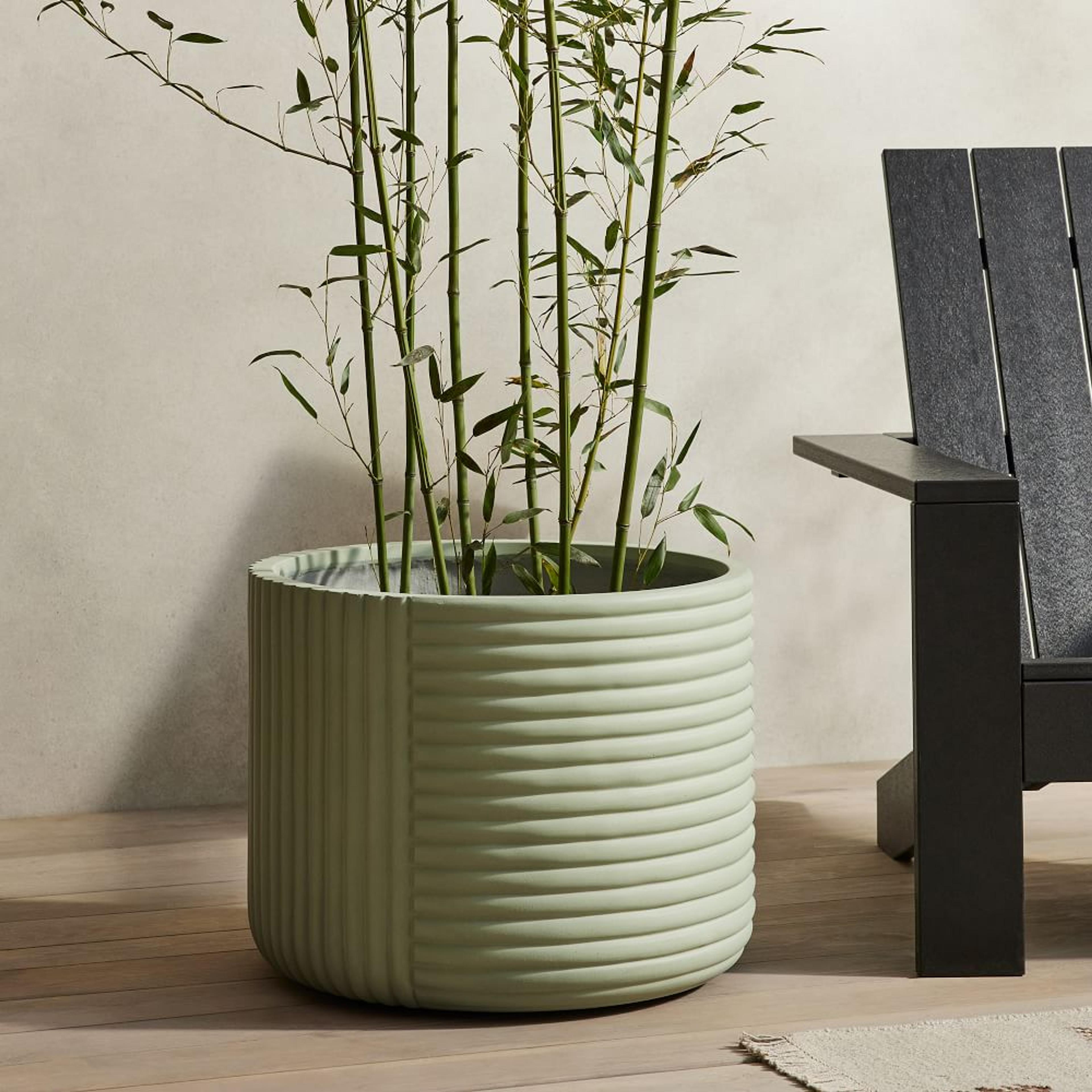 Cecilia Ficonstone Indoor/Outdoor Planters