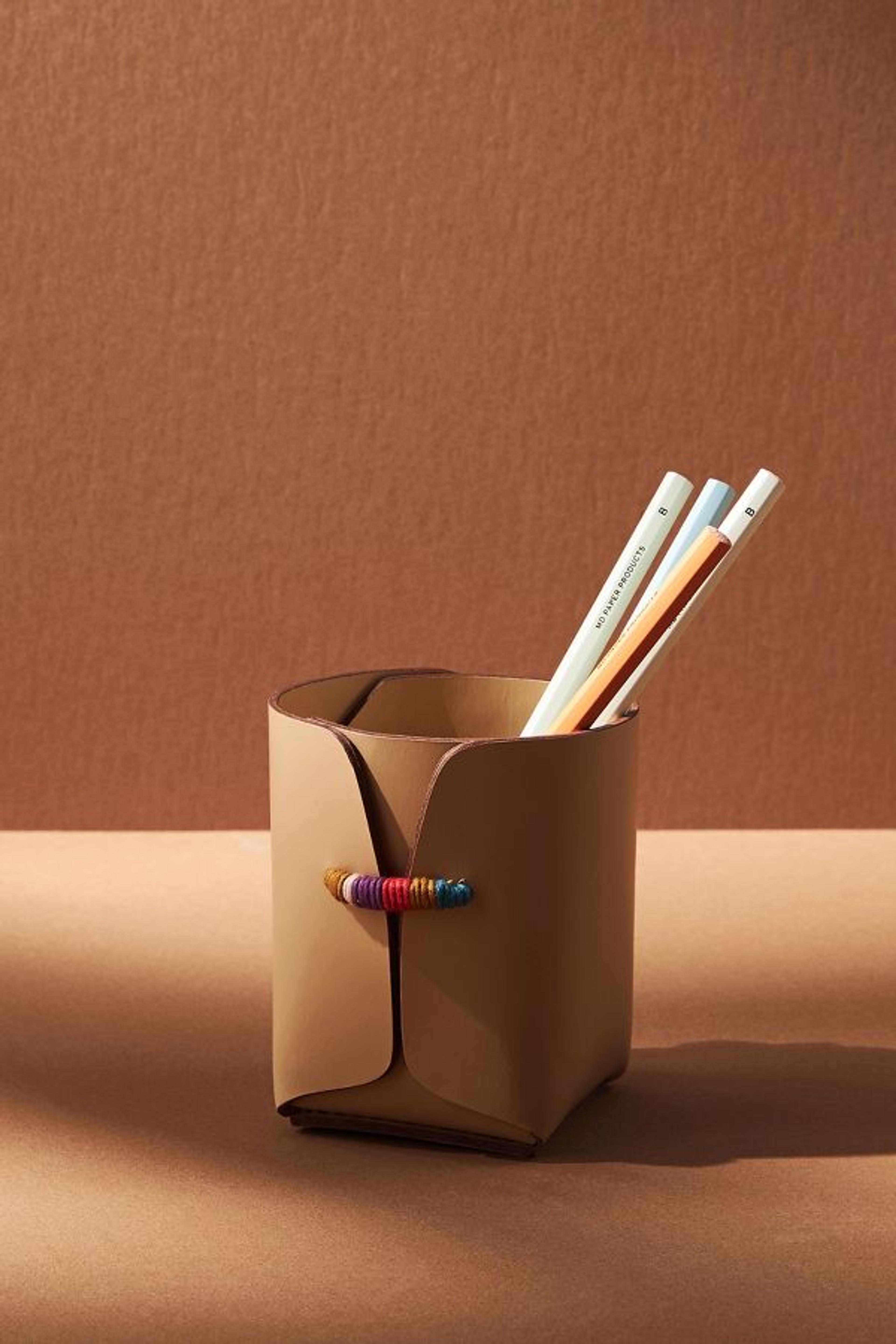 Viv Leather Pencil Cup