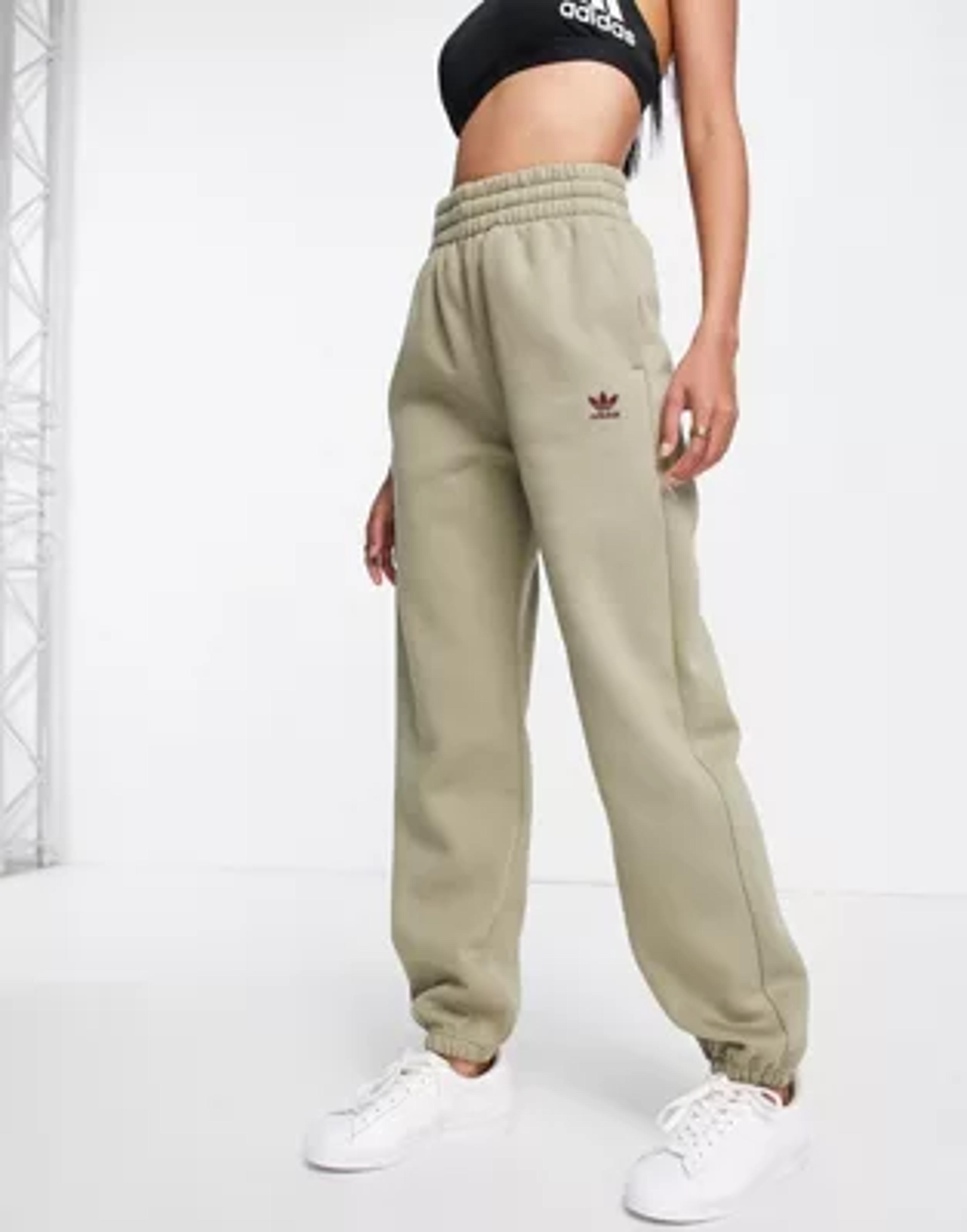 adidas Originals essentials sweatpants in khaki | ASOS