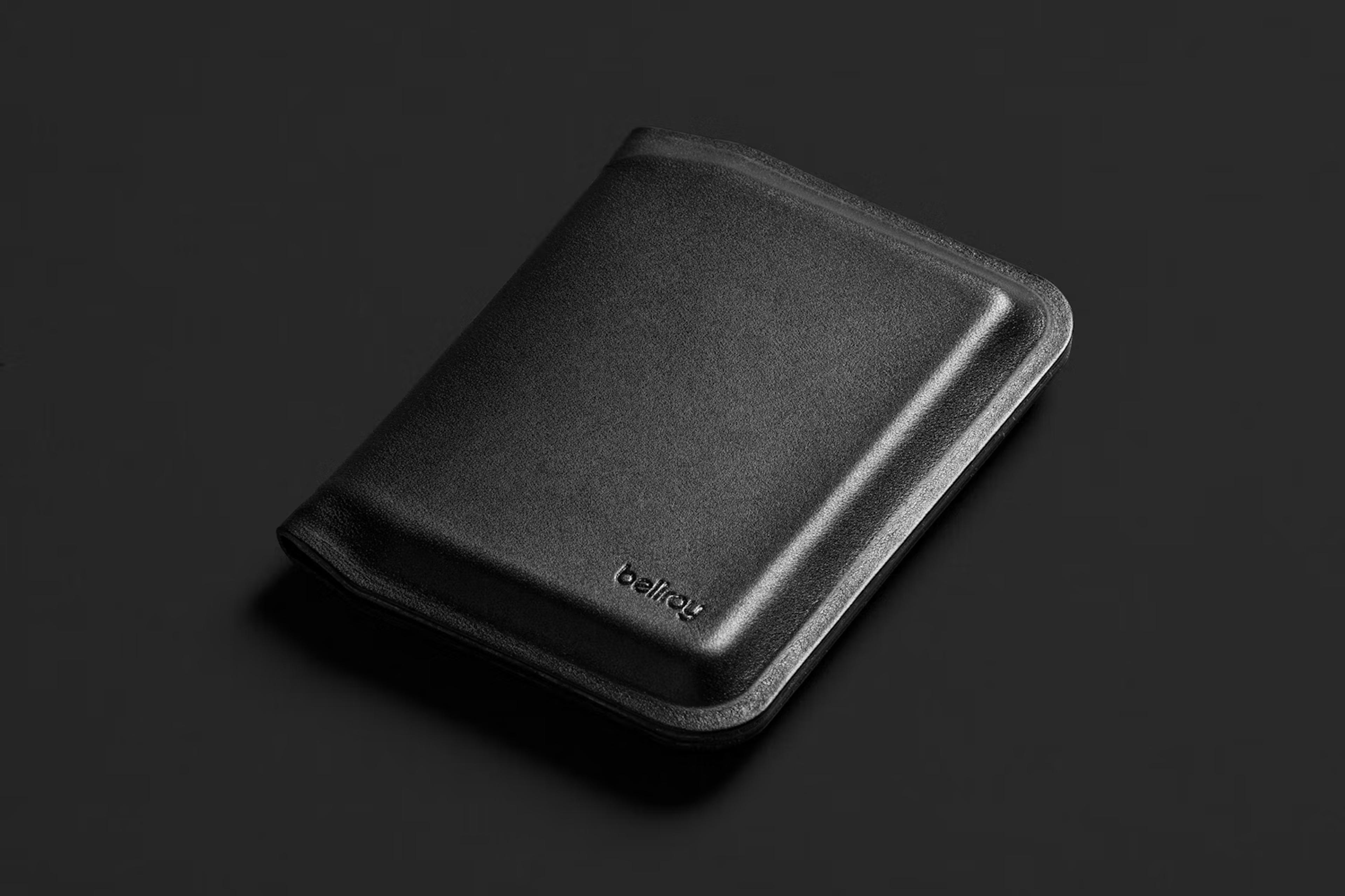 Apex Slim Sleeve | Slim Molded Leather Wallet | Bellroy