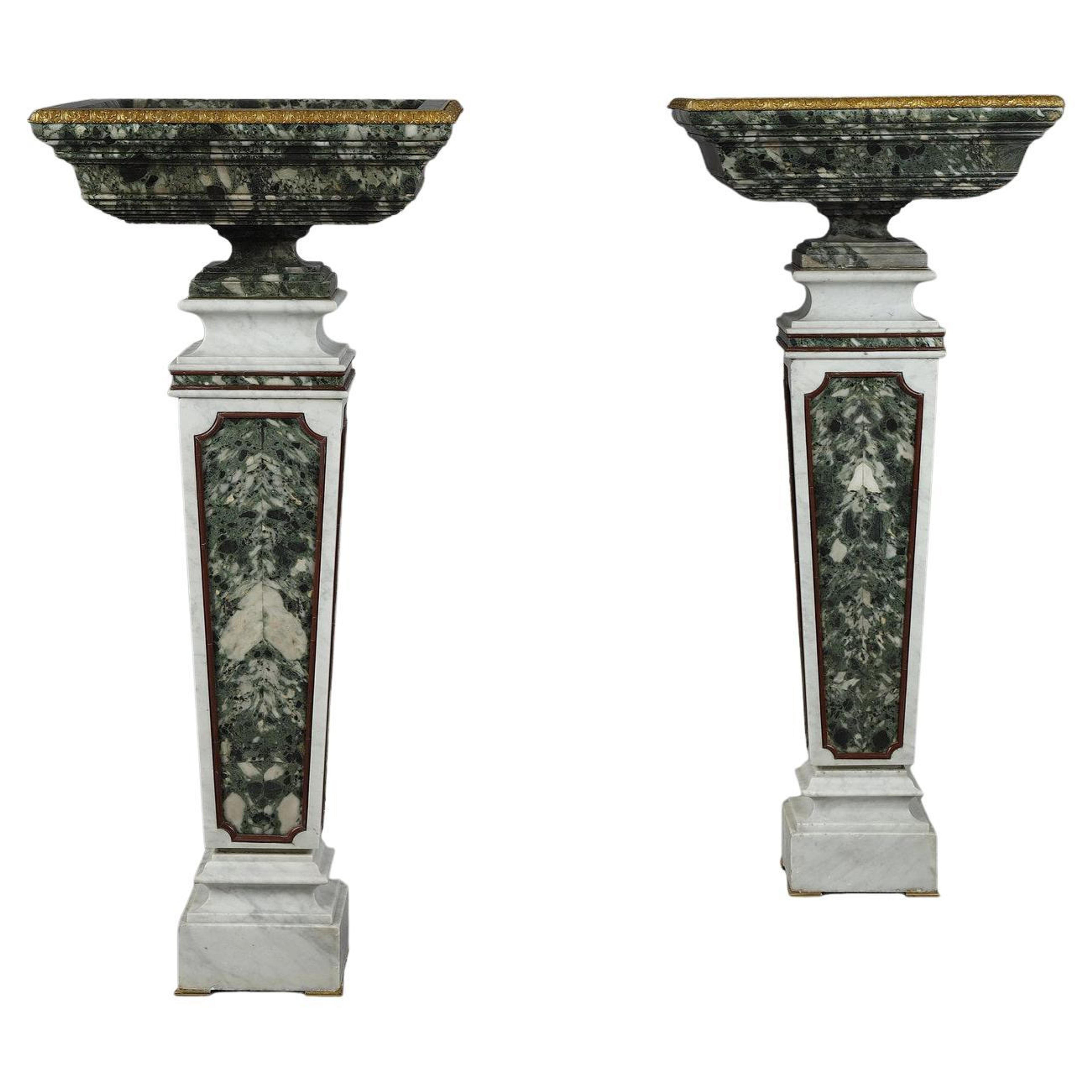 19th Century Italian Venetian Stucco and Marble Pedestal For Sale at 1stDibs