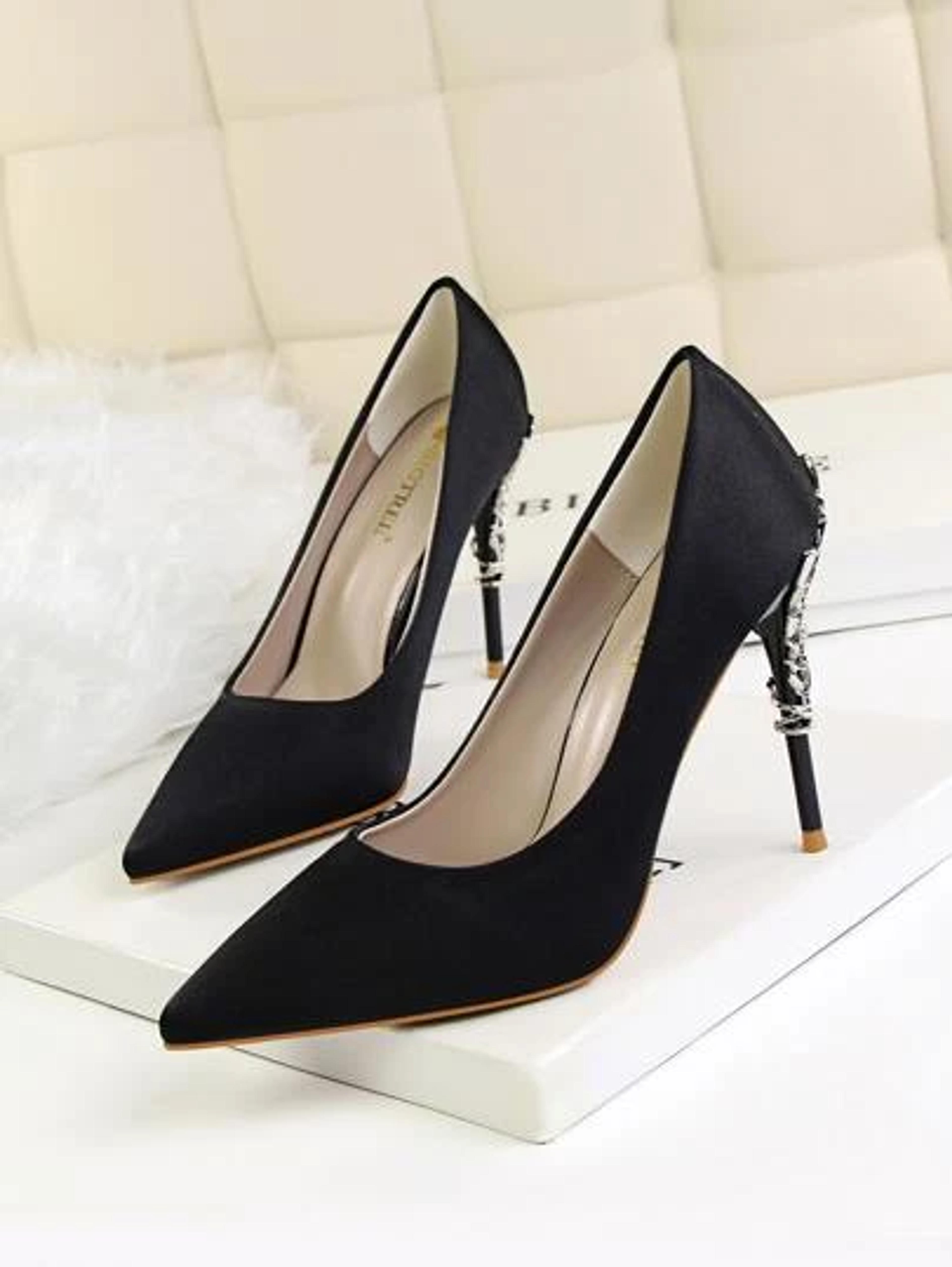 Metal Decor Point Toe Stiletto Heeled Court Pumps | SHEIN USA