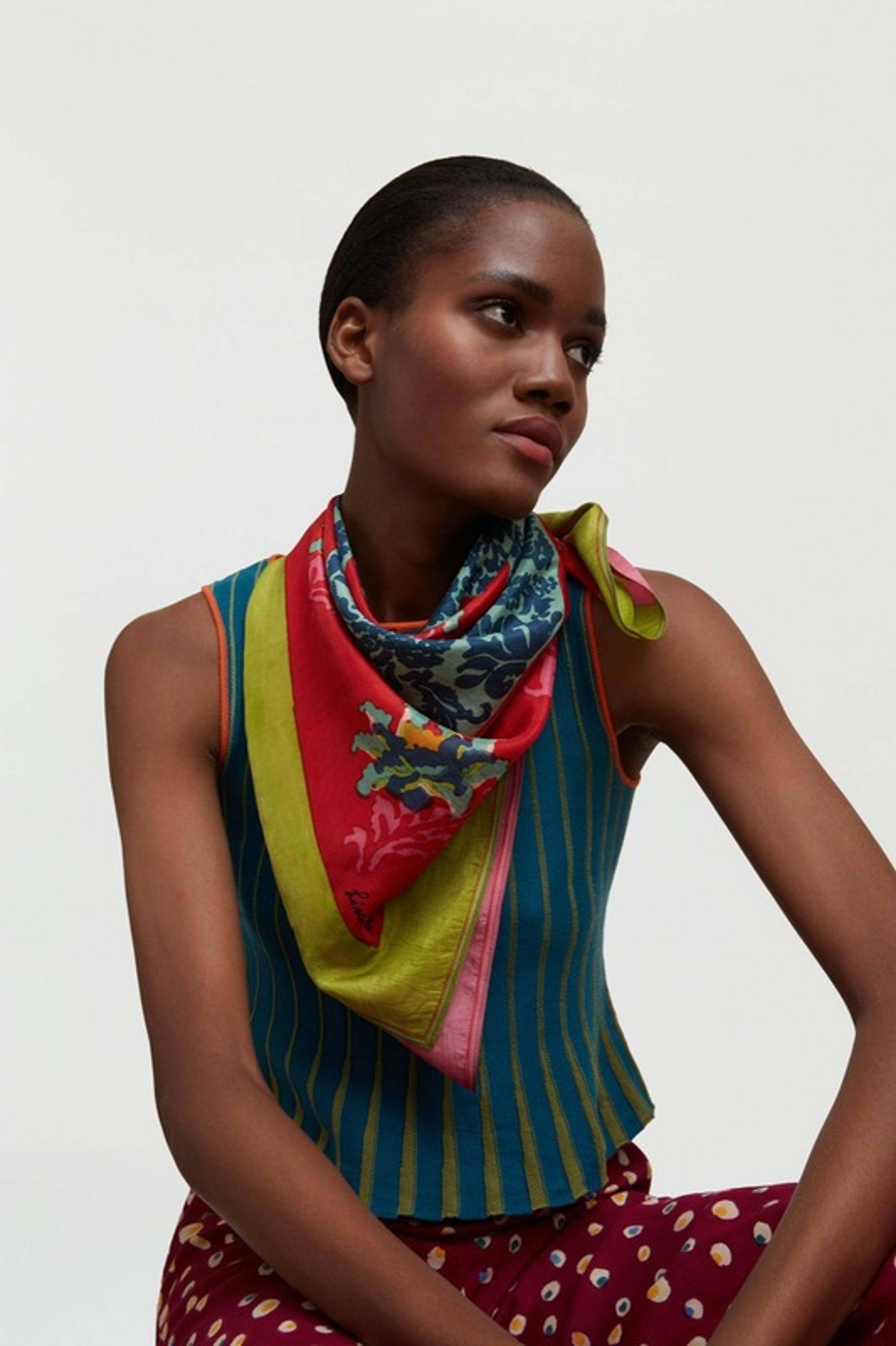 foulard silk 100x100cm tangeri flower coral | Lisa Corti