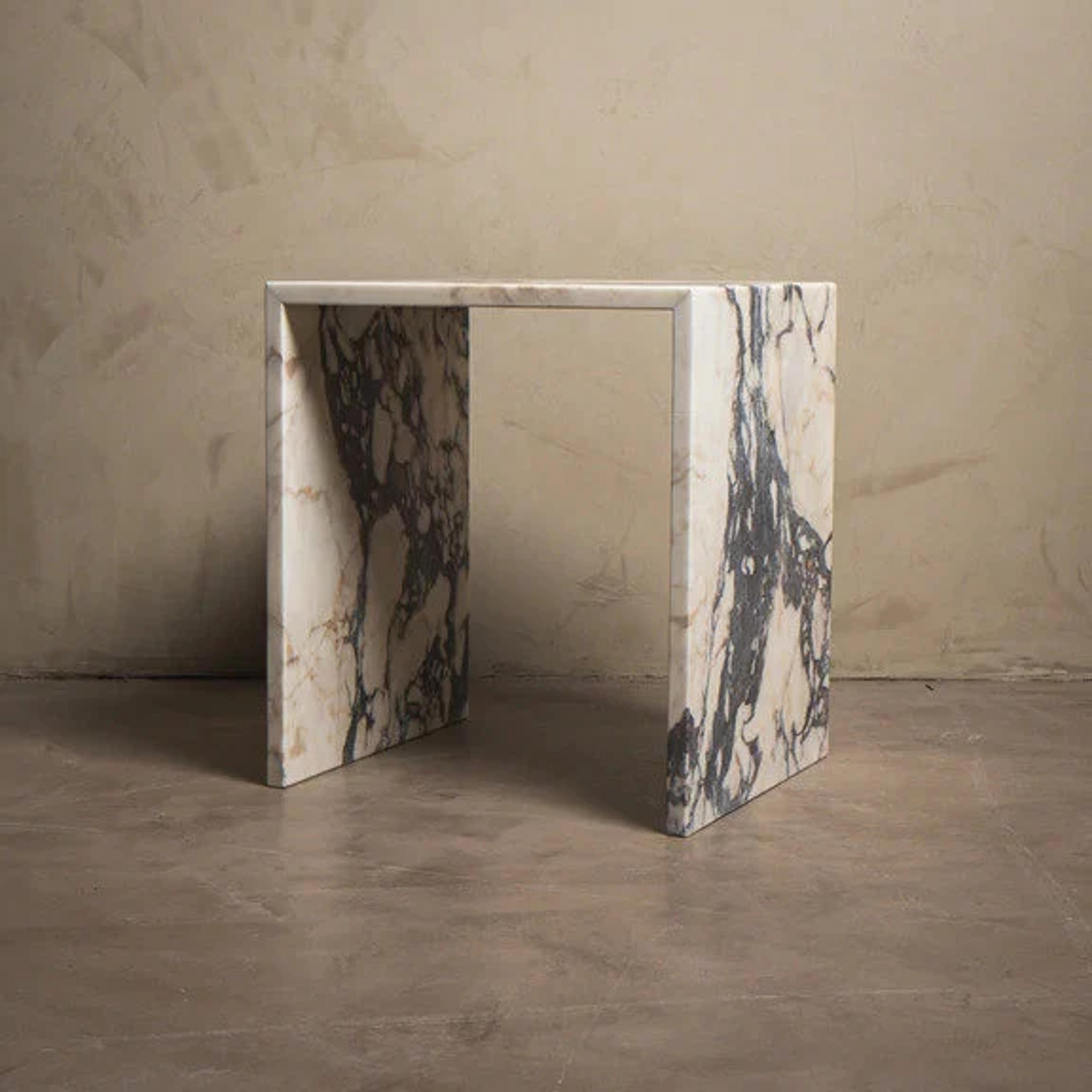Calacatta Viola Marble side table, end table, italian marble 100% handmade, coffe table, real marble fast shipping