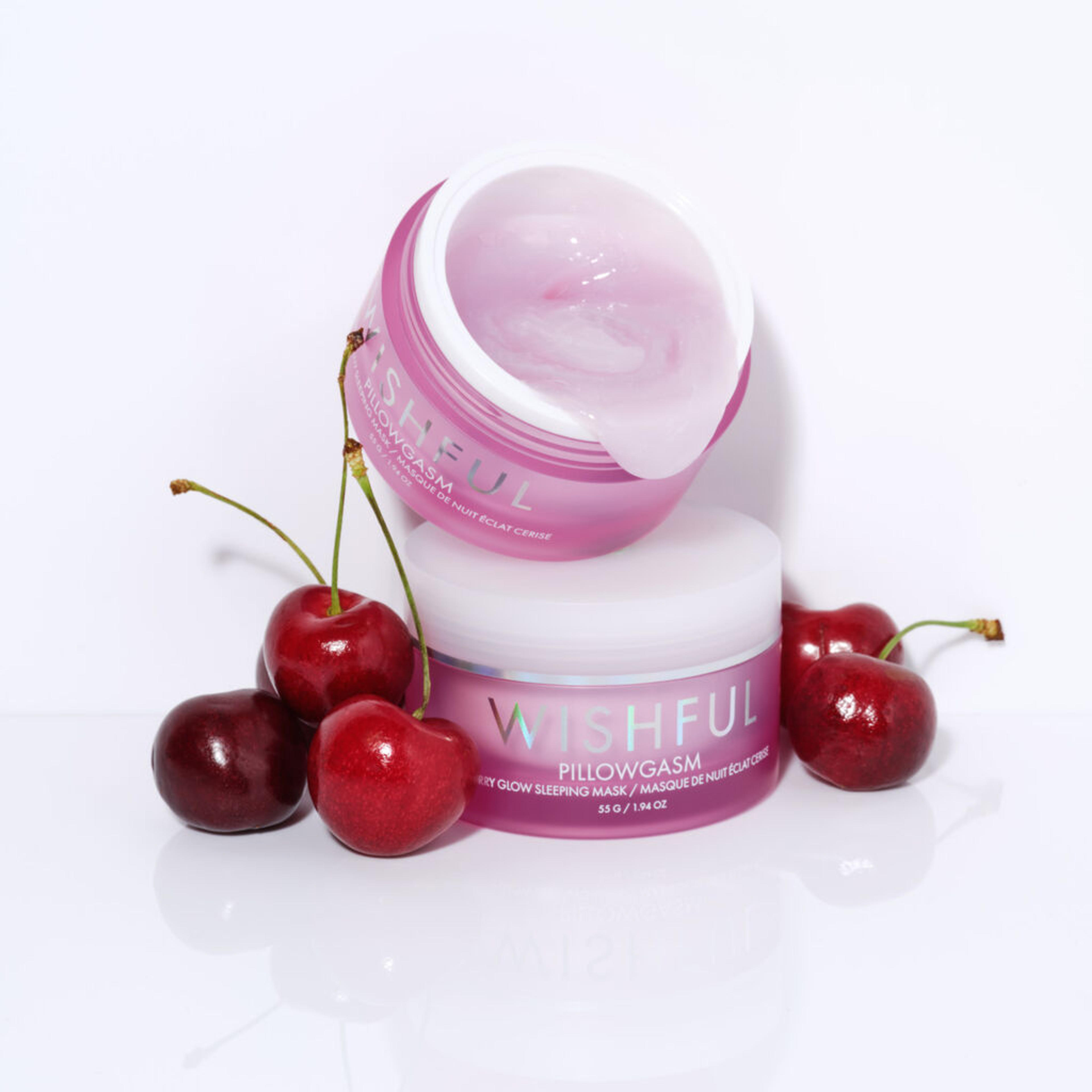 Pillowgasm Cherry Glow Sleep Mask | HUDA BEAUTY | HUDA BEAUTY