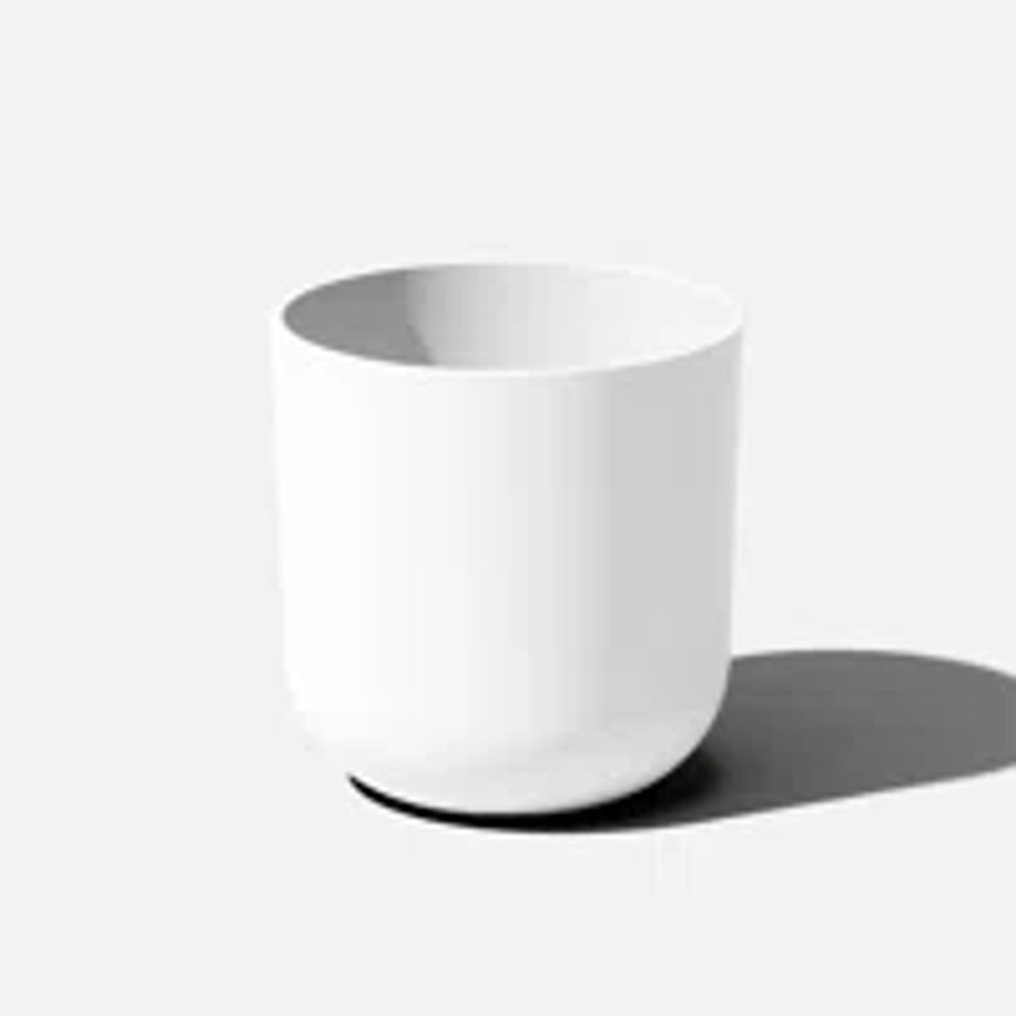 Plastic Pot Planter & Reviews | AllModern