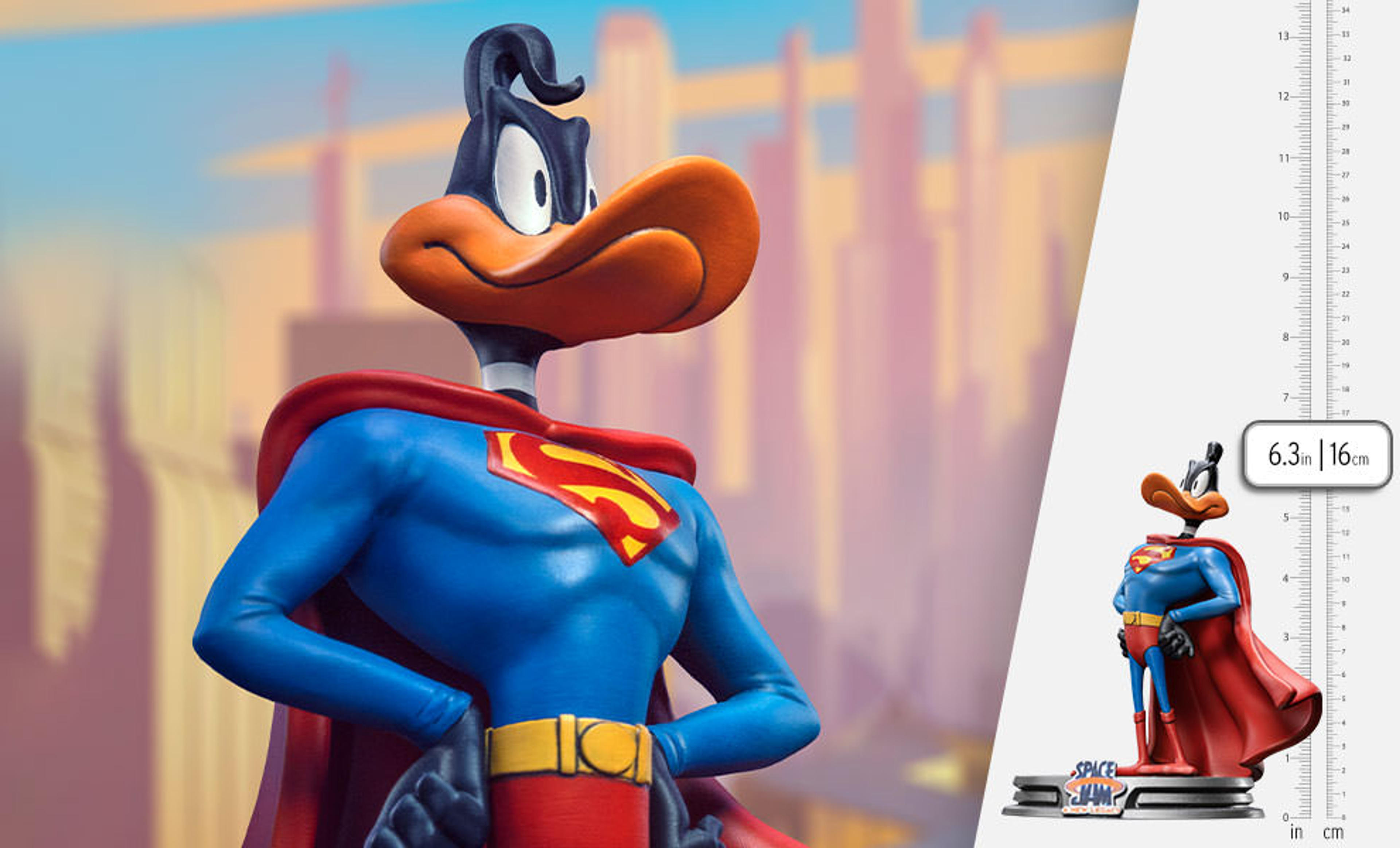 Daffy Duck Superman 1:10 Art Scale Statue by Irons Studios | Sideshow Collectibles