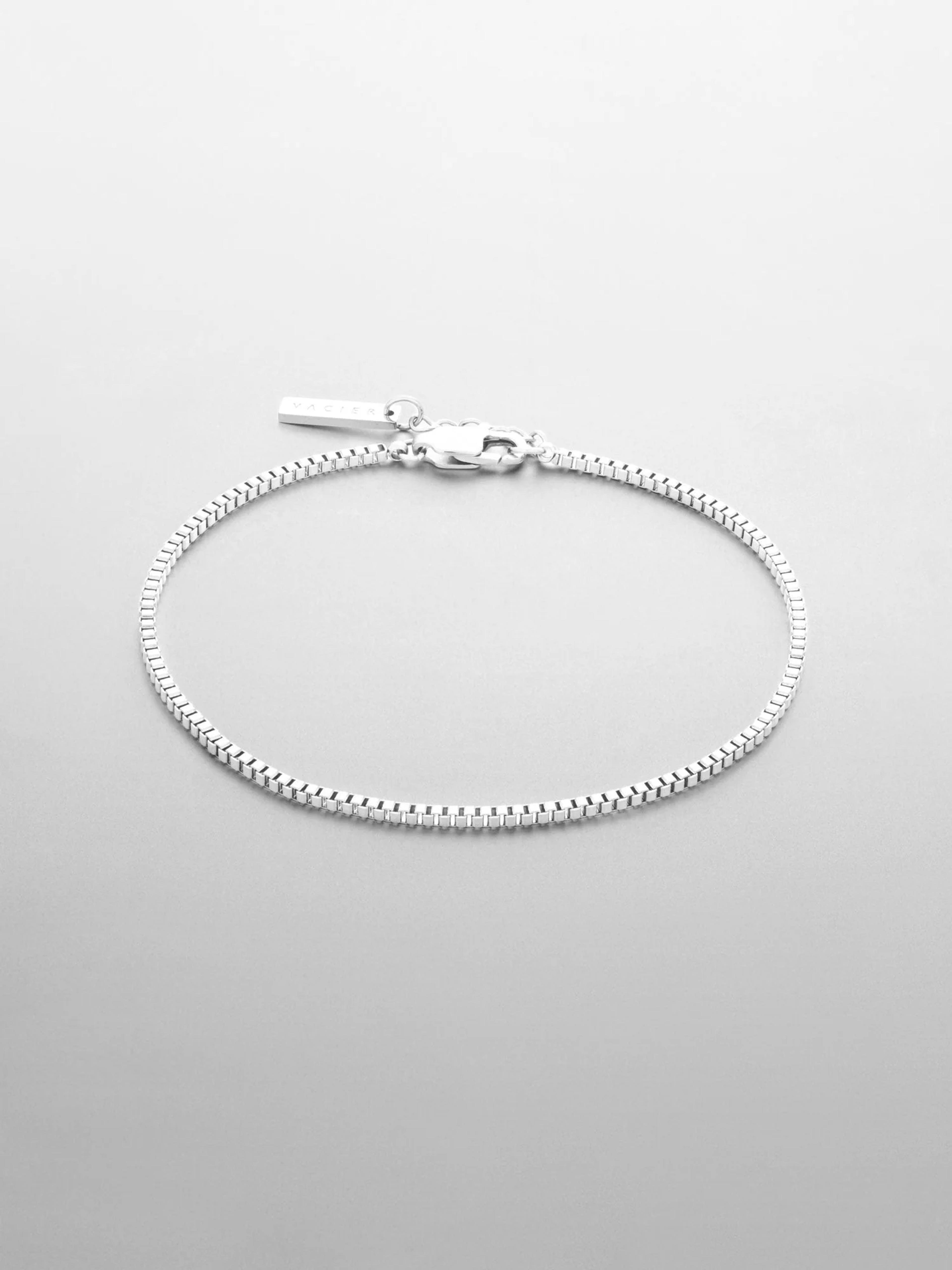 BOX CHAIN BRACELET