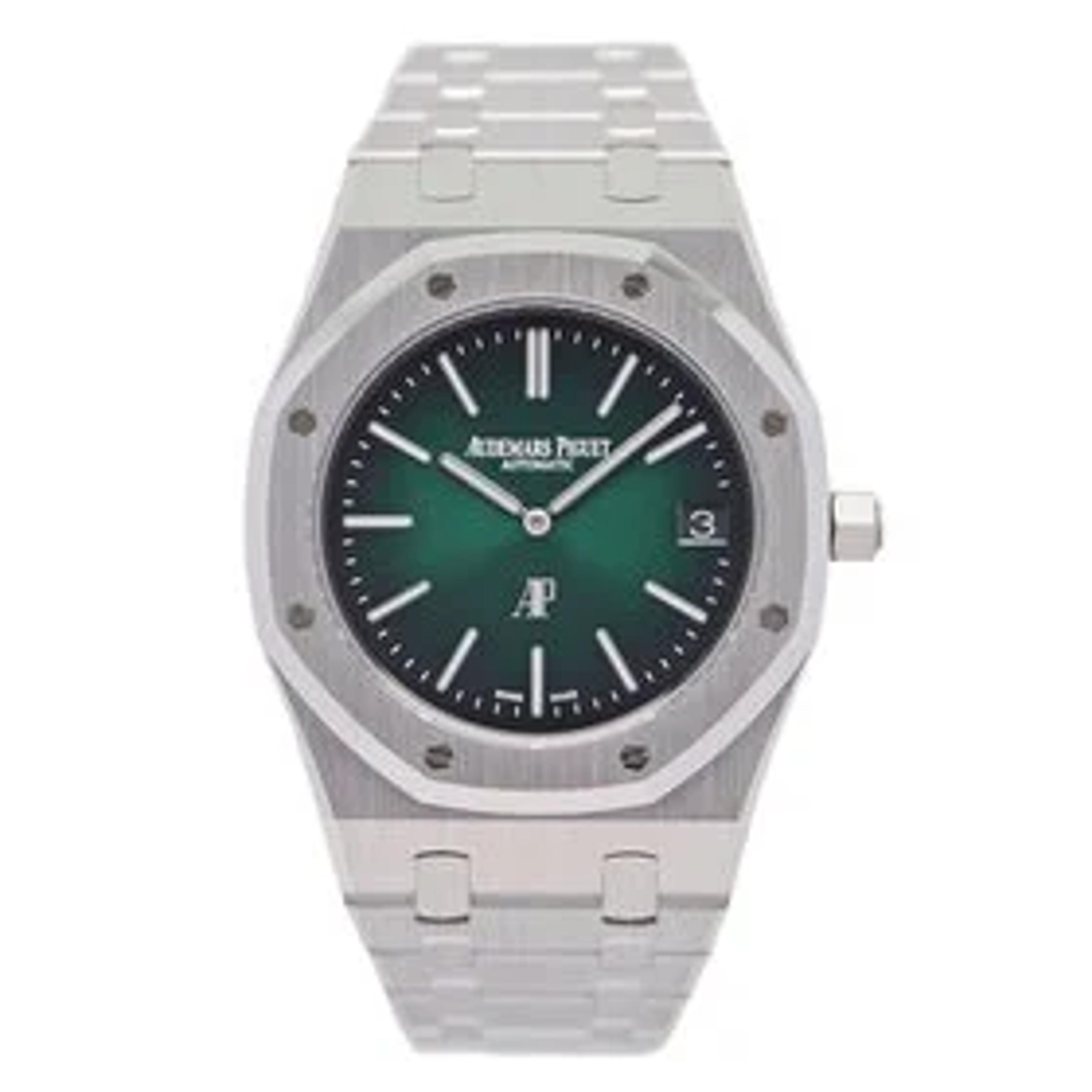 Audemars Piguet Royal Oak "Jumbo" Ultra Thin Platin 2022 -... en venta por 334 672 $ por parte de un Trusted Seller de Chrono24