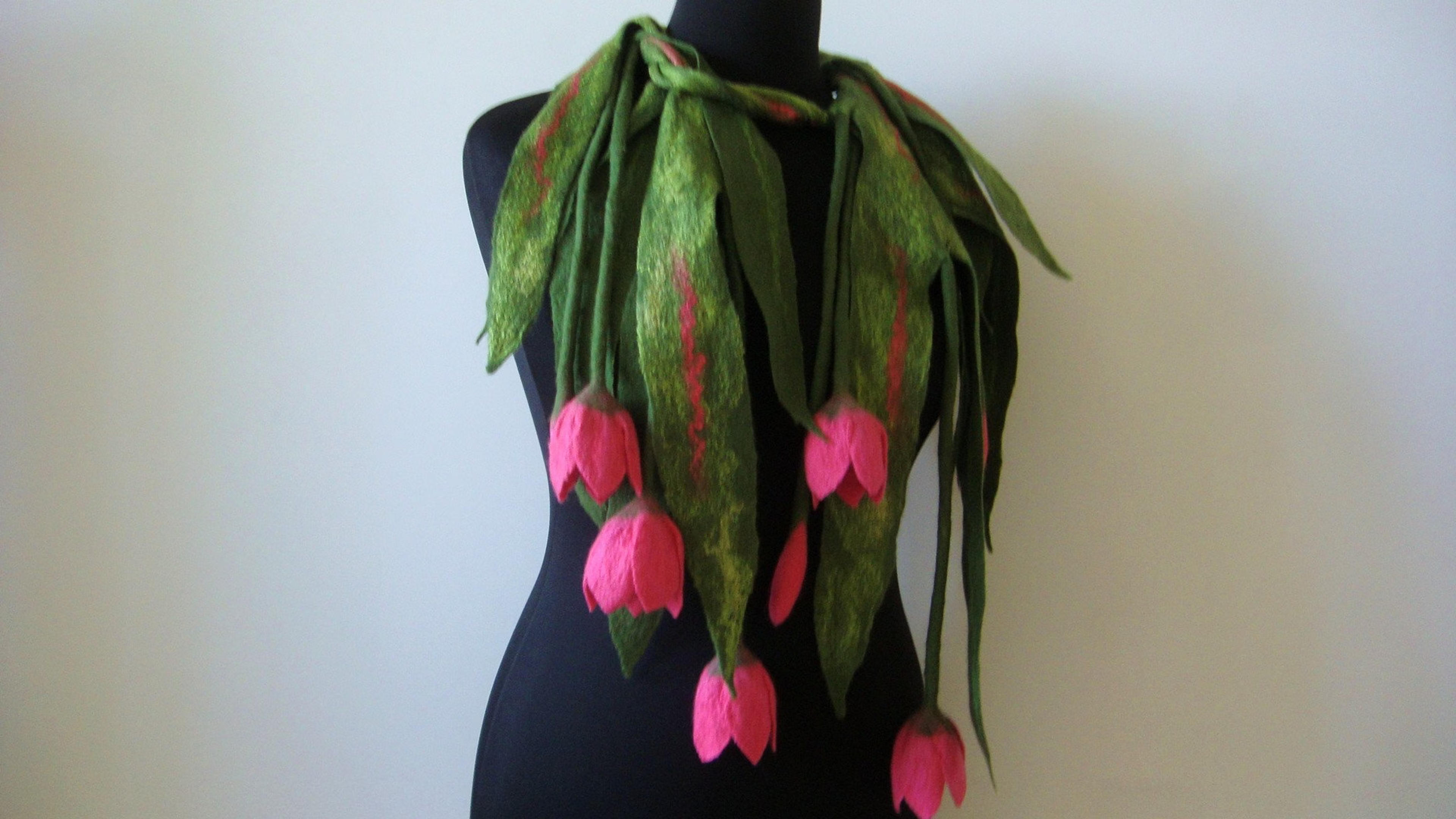 Green Felted Flower Scarf Lariat With Pink Tulips Textile - Etsy UK