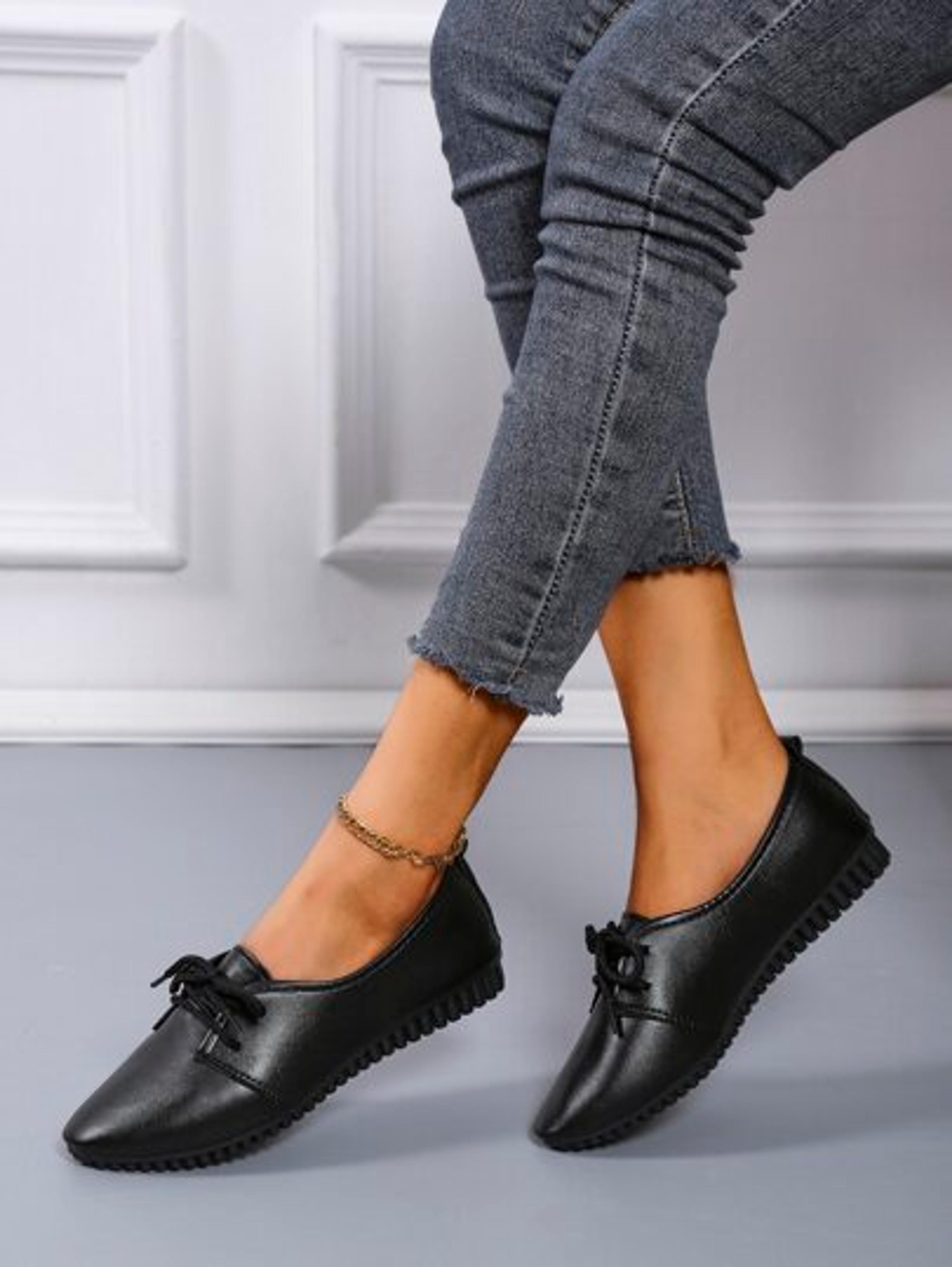 Minimalist Lace-Up Front Flats | SHEIN USA