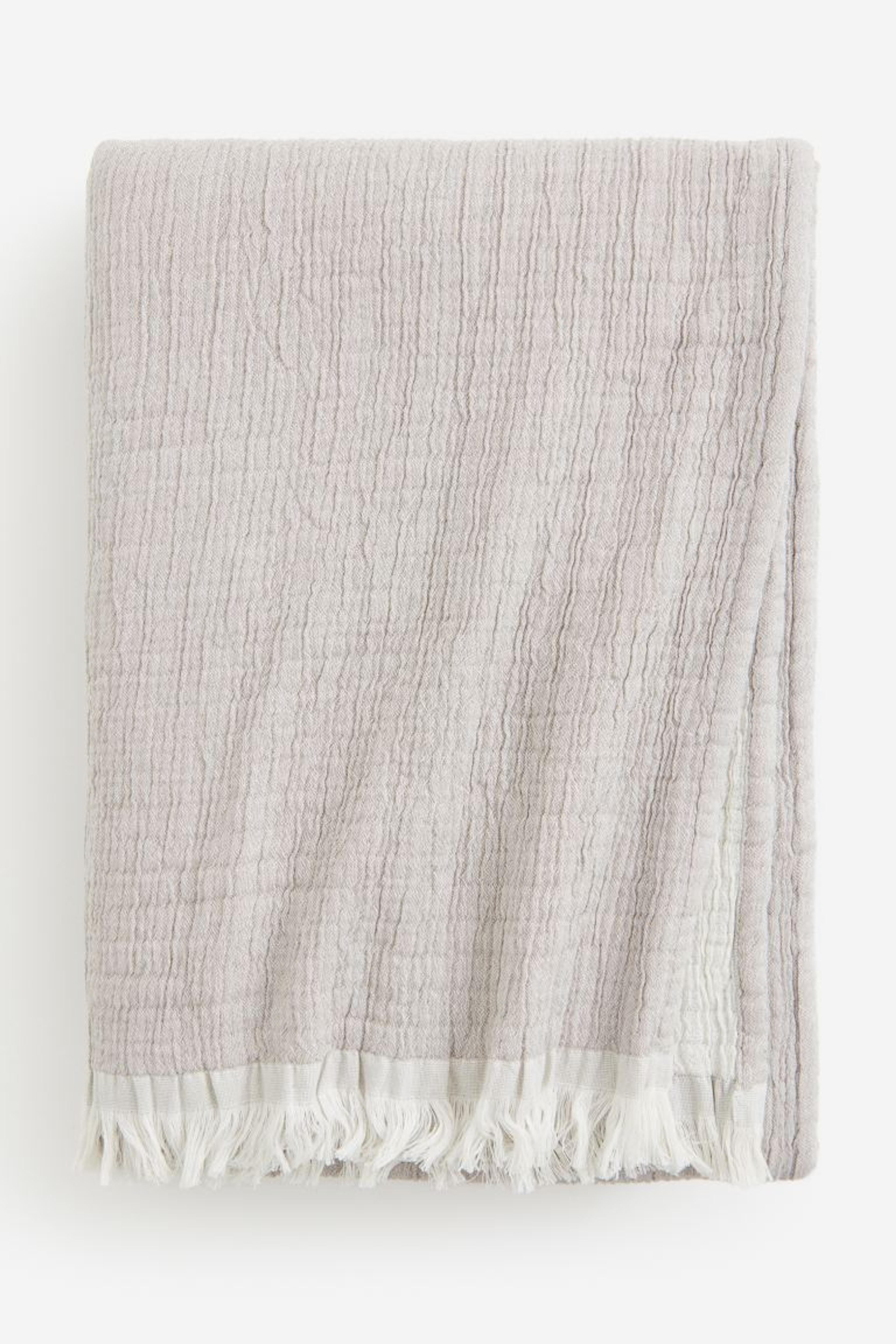 Fringed bedspread - Light mole - Home All | H&M GB