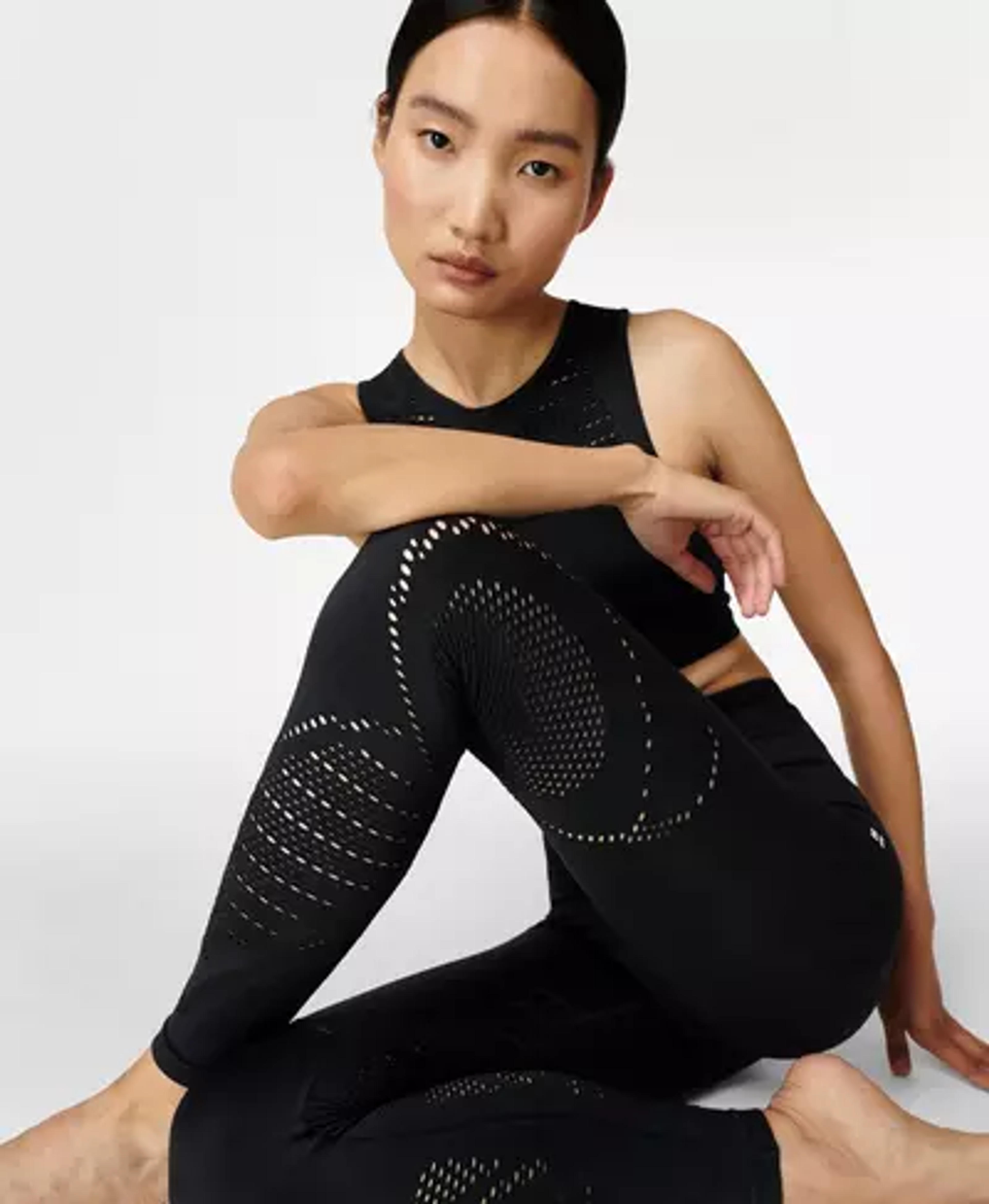 360 Seamless Yoga Leggings - black | Women's Leggings | www.sweatybetty.com