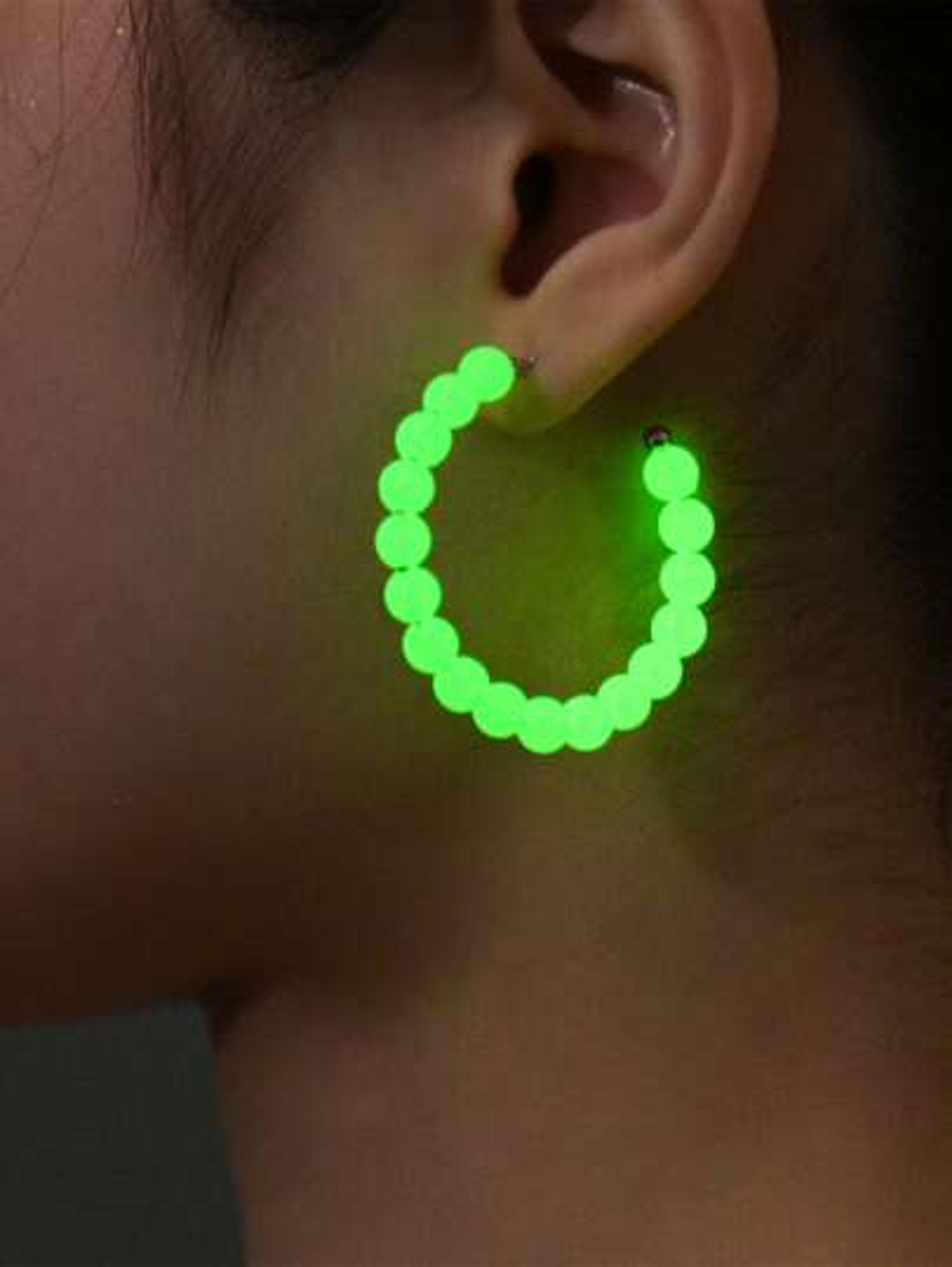 Glow In The Dark Beaded Cuff Hoop Earrings | SHEIN USA