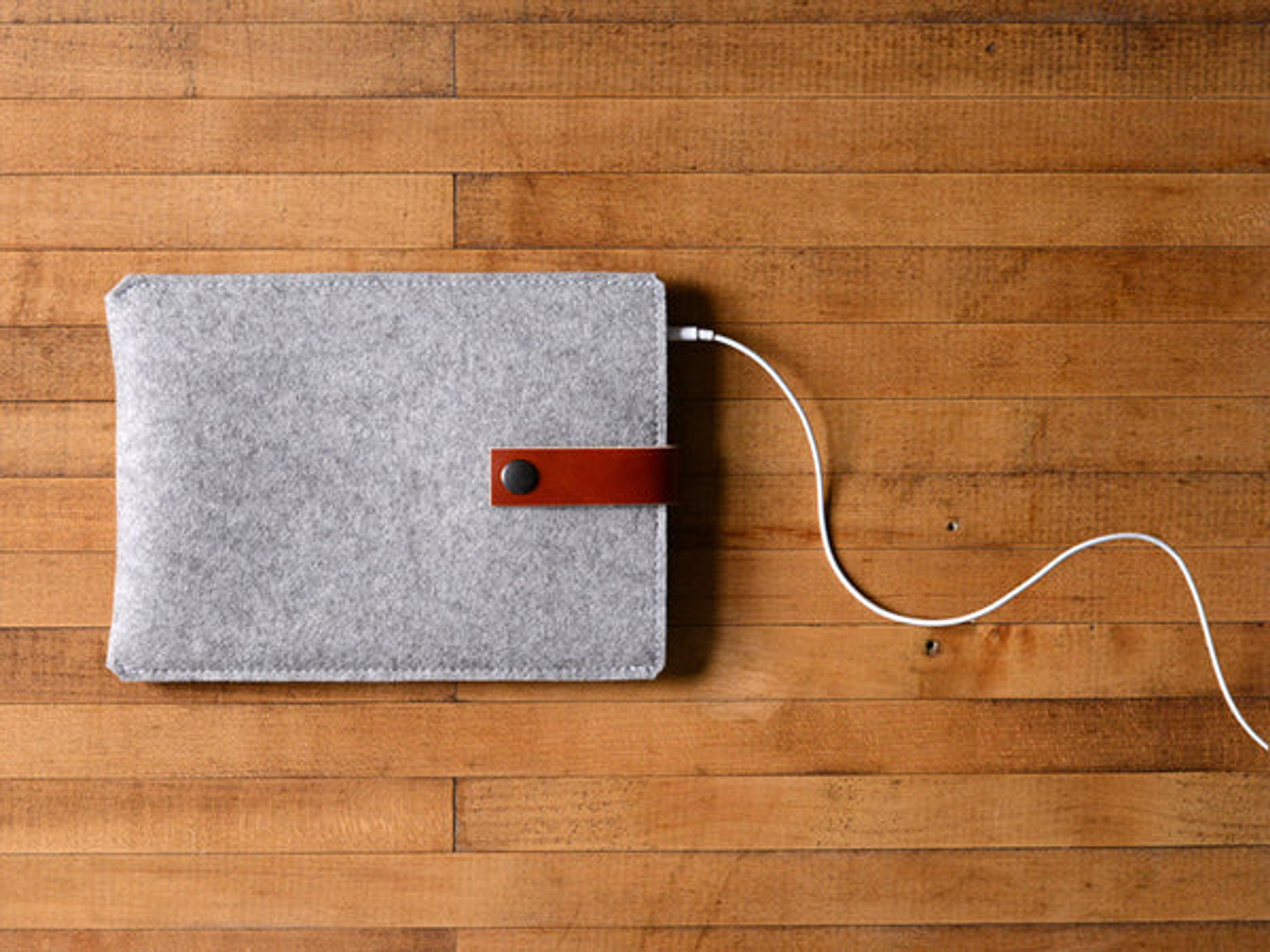 iPad Mini Sleeve - Grey Felt & Brown Leather Strap