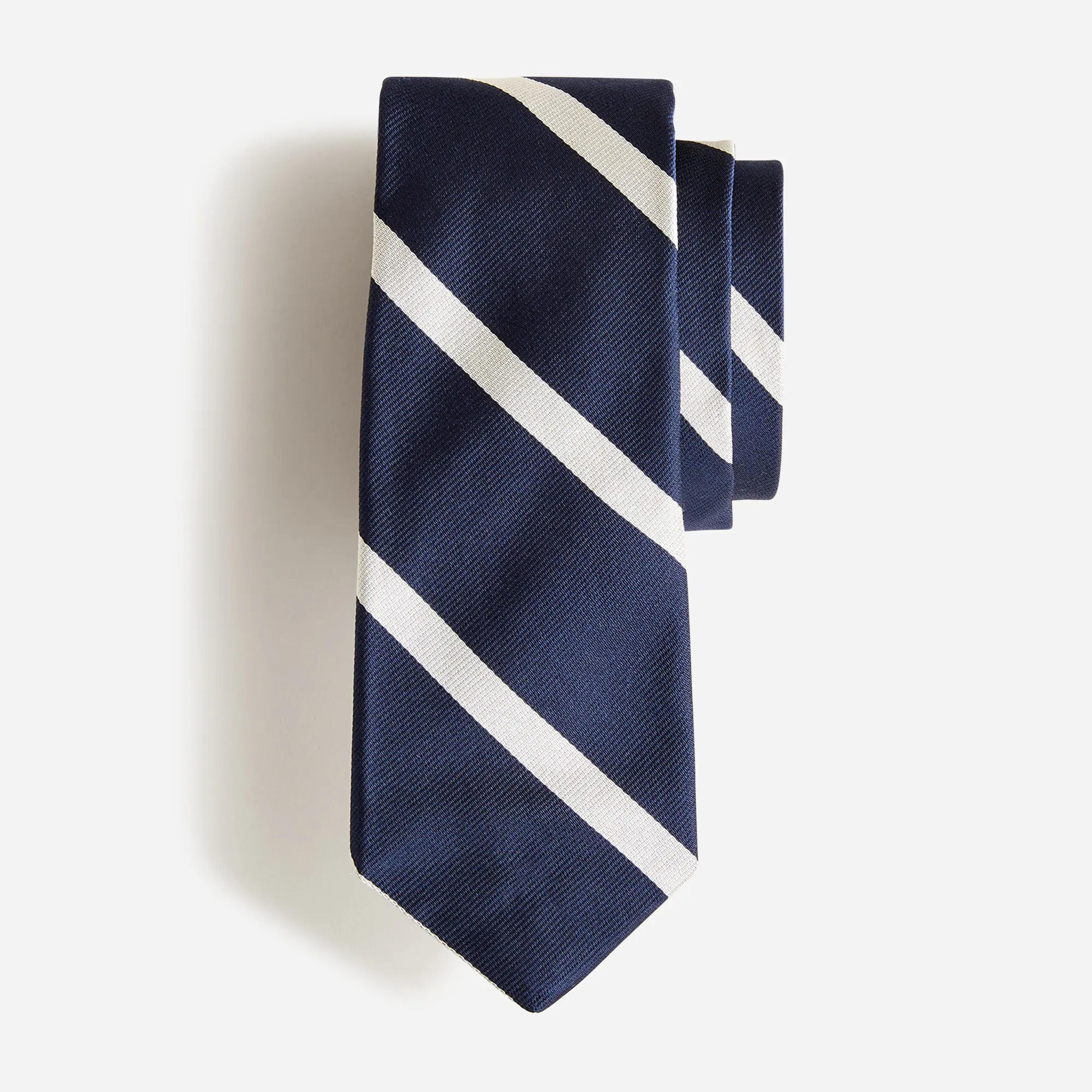 English silk tie in diagonal stripe