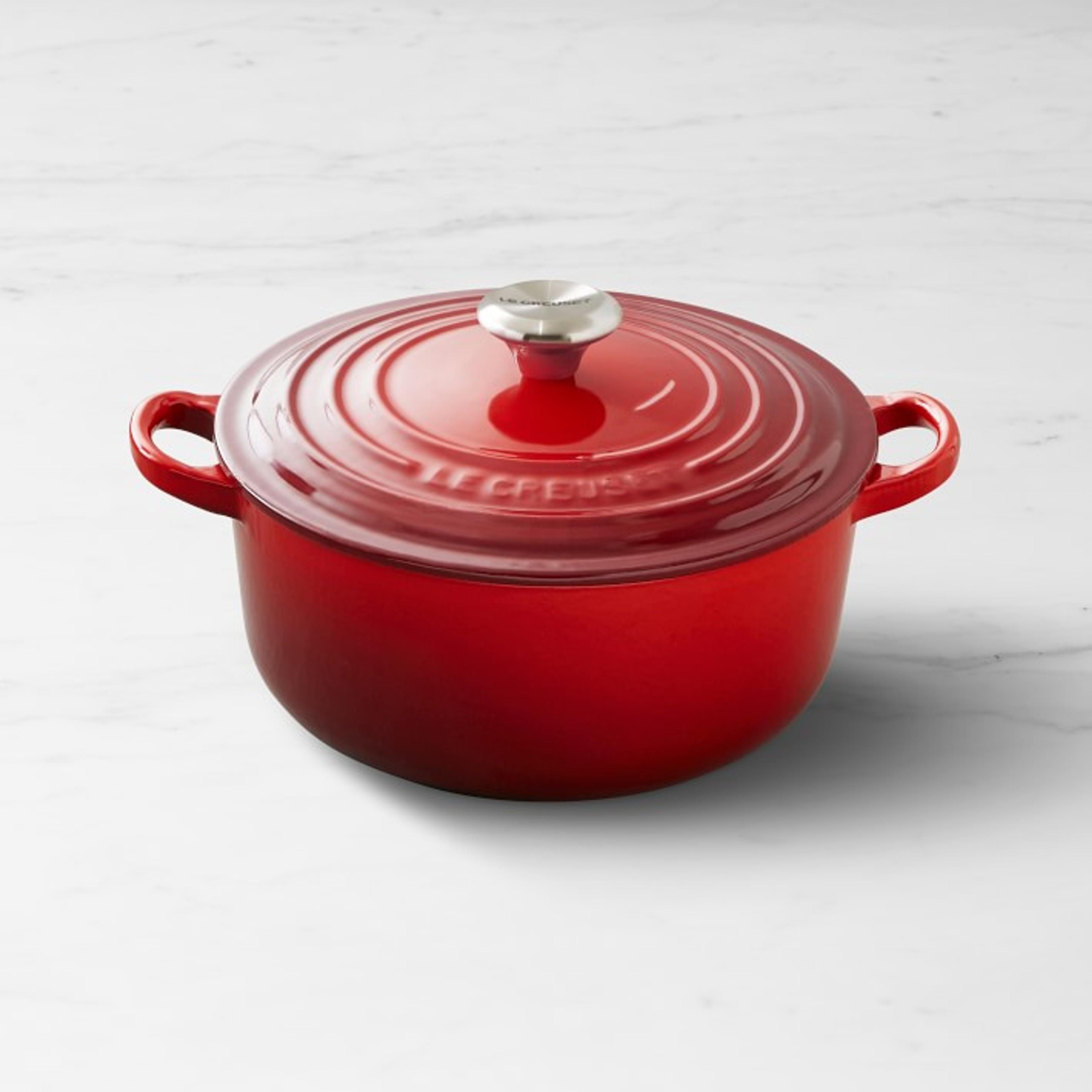 Le Creuset Signature Enameled Cast Iron Round Dutch Oven, 2-Qt., Red