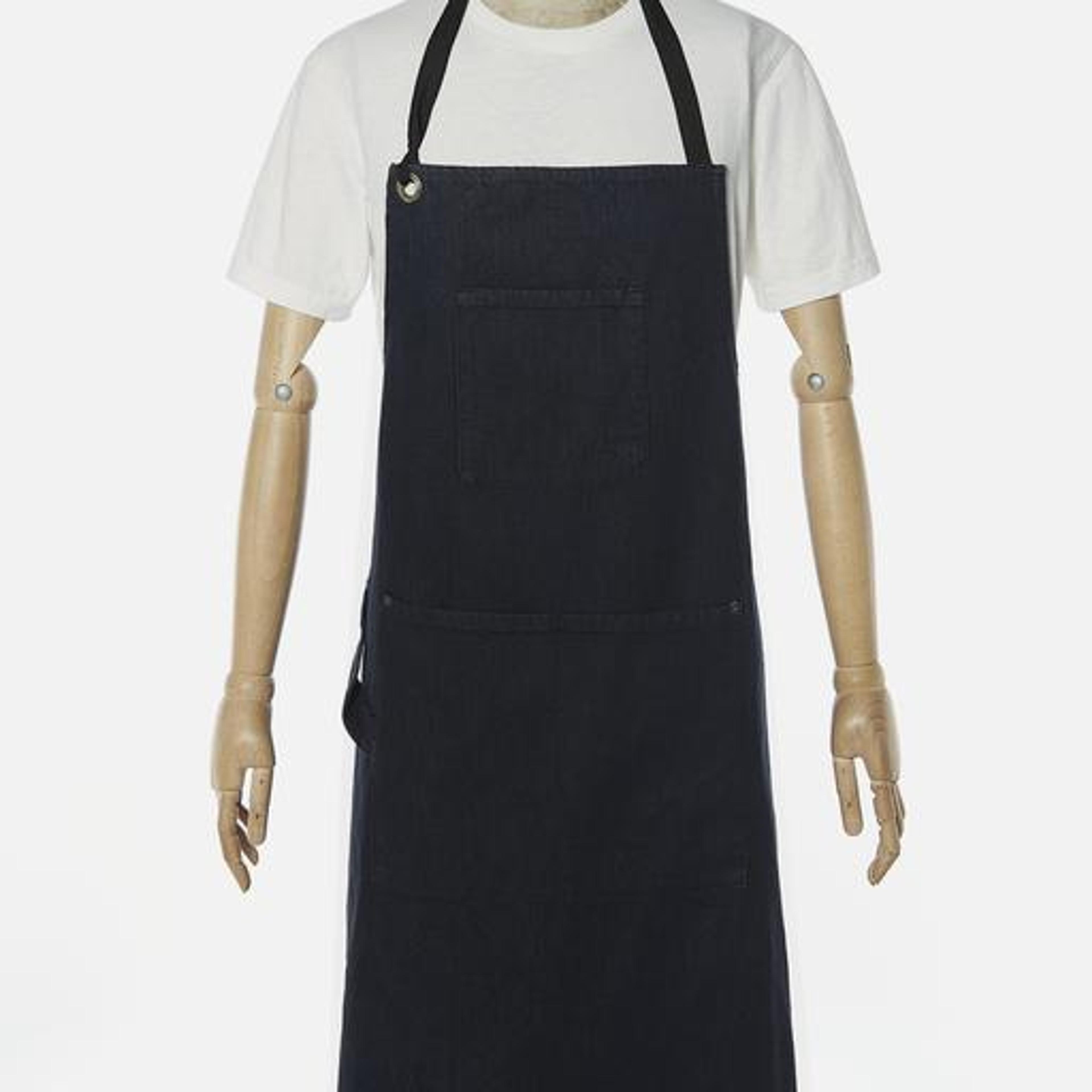 universalworks.co.uk/products/universal-works-apron-in-black-selvedge-denim