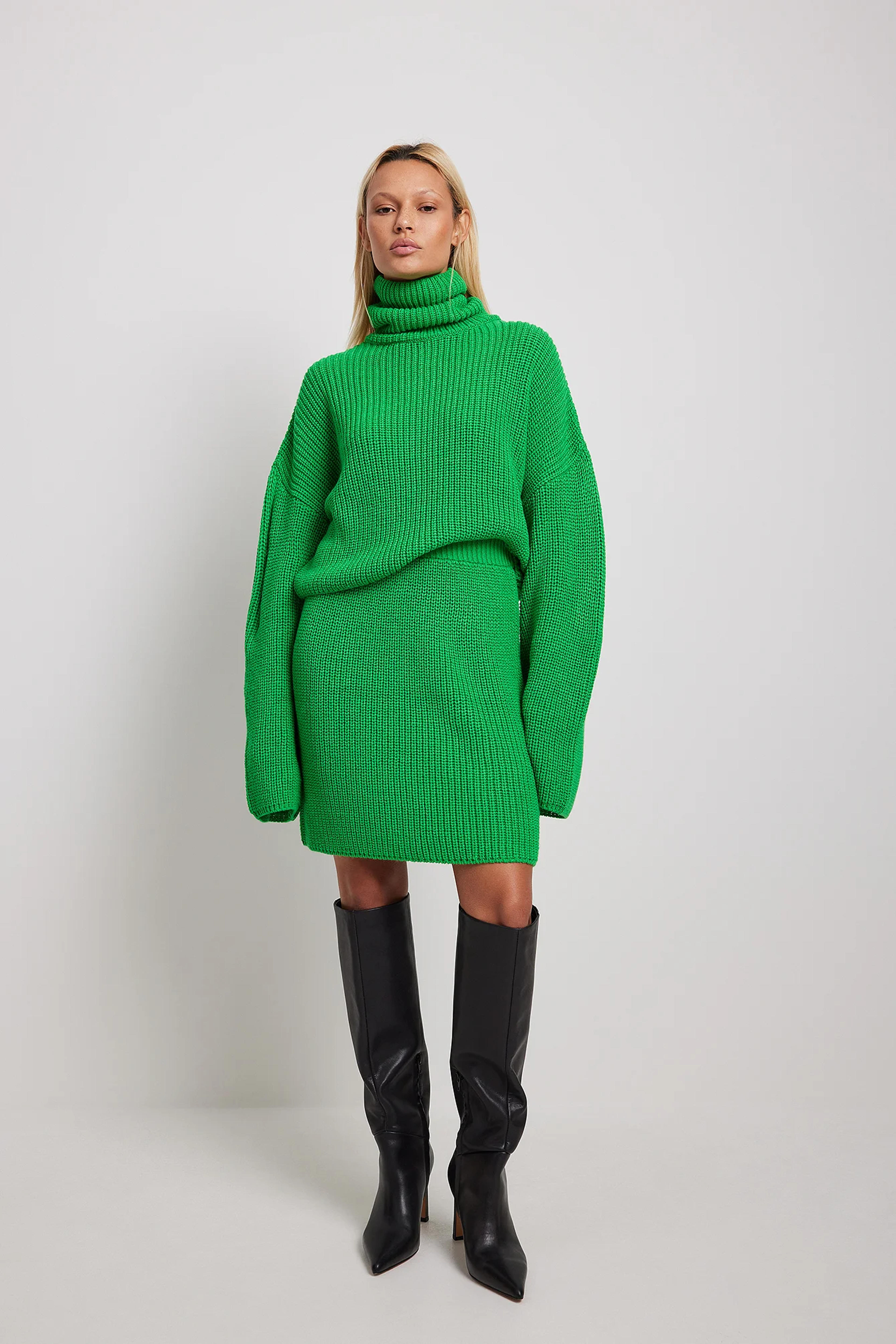 Rib Knitted Turtle Neck Sweater Green