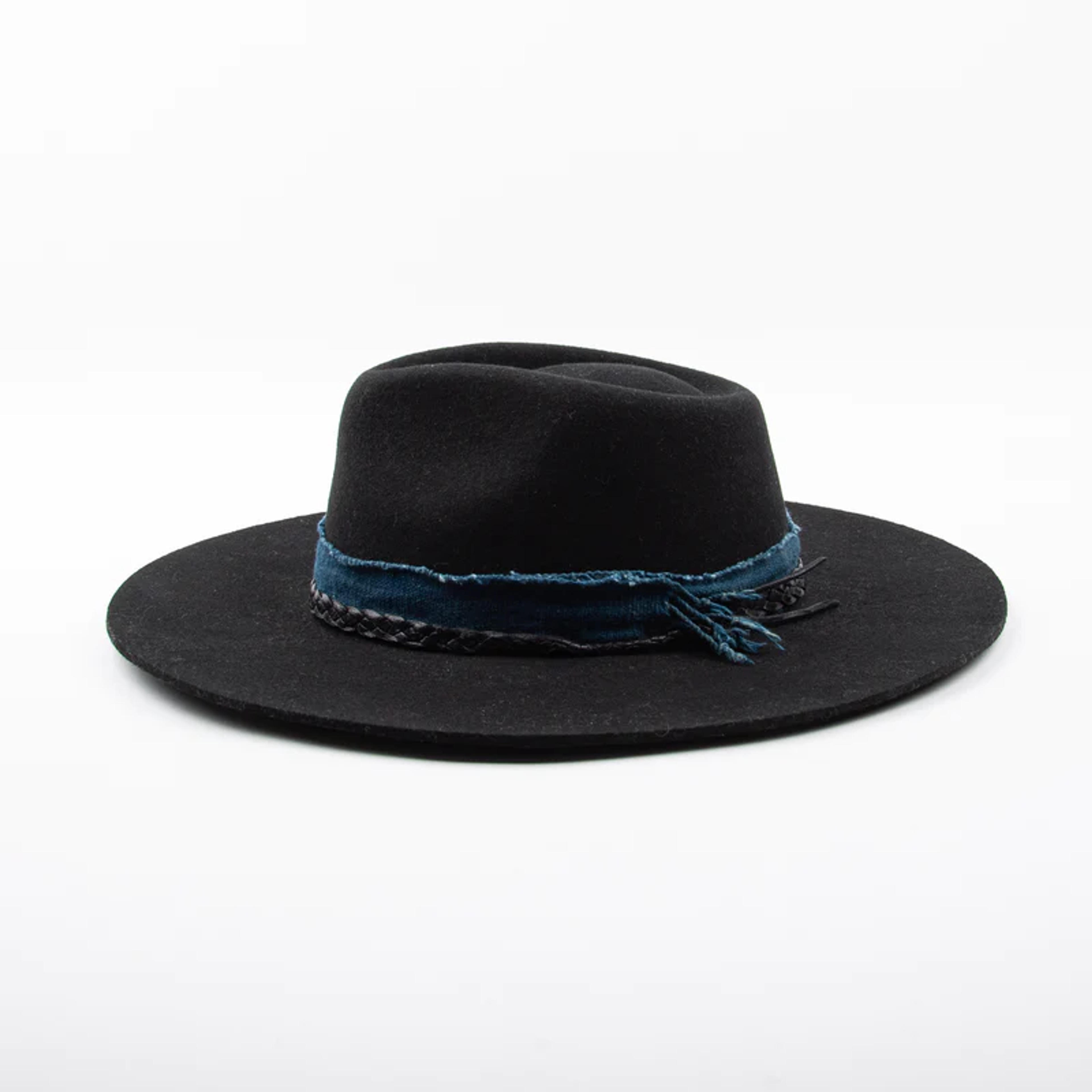 Hampui Teardop Hat Black