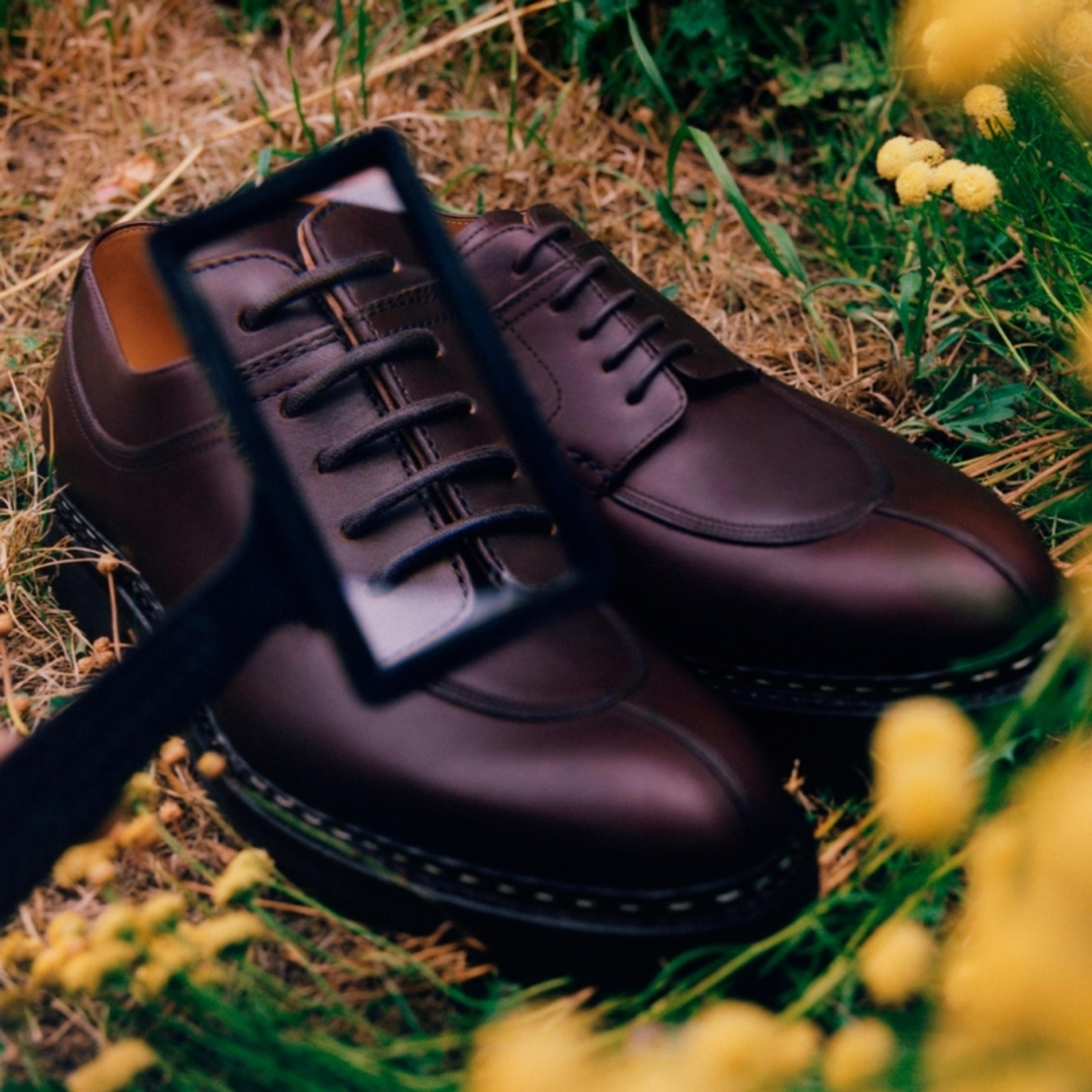 Lilium men's loafer in Merlot Suportlo leather and light Commando sole.