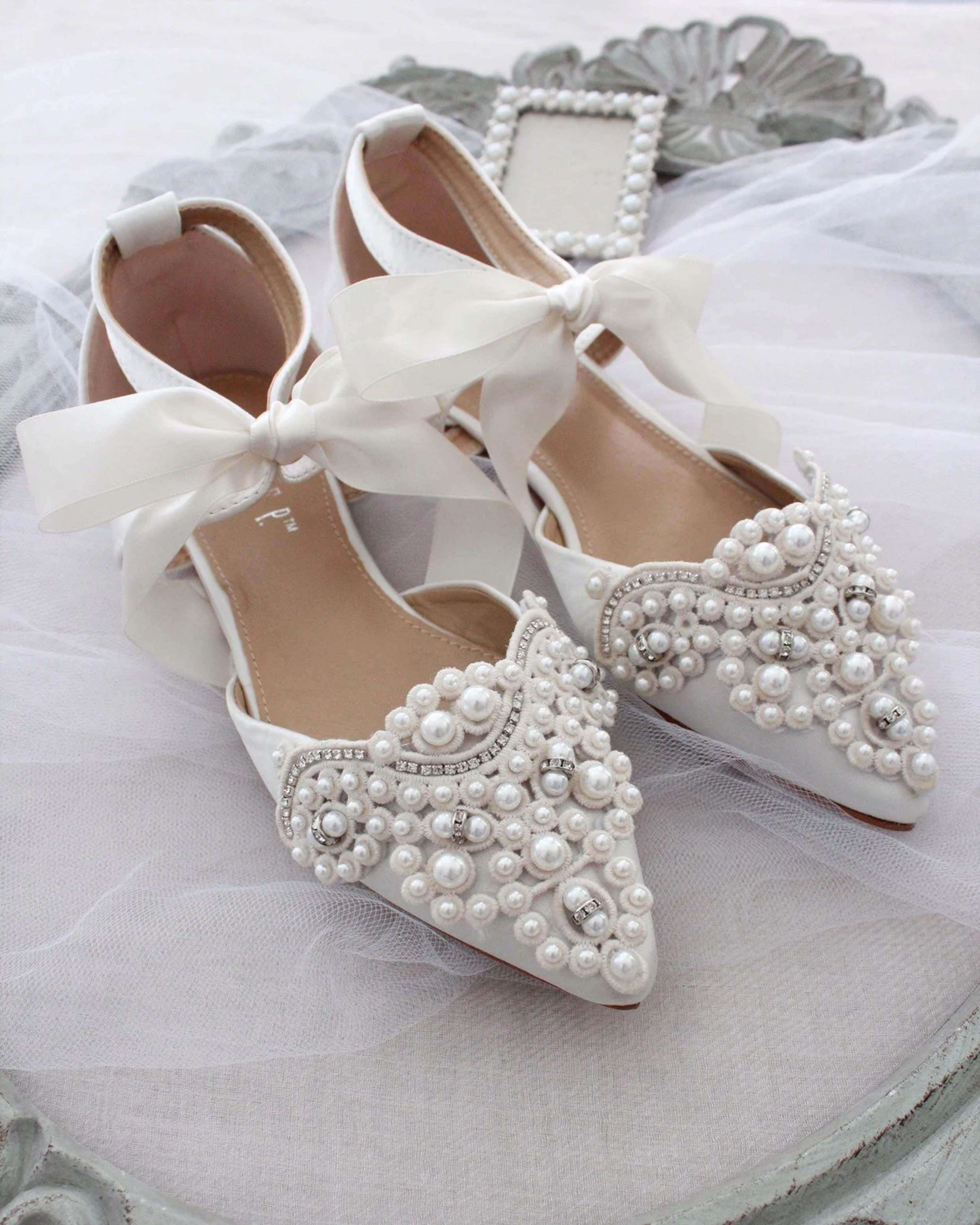 Ivory Satin Pointy Toe Flats with OVERSIZED PEARLS APPLIQUE, Women Wedding Shoes, Ivory Bridal Flats, Ivory Bridal Shoes, Wedding Flats