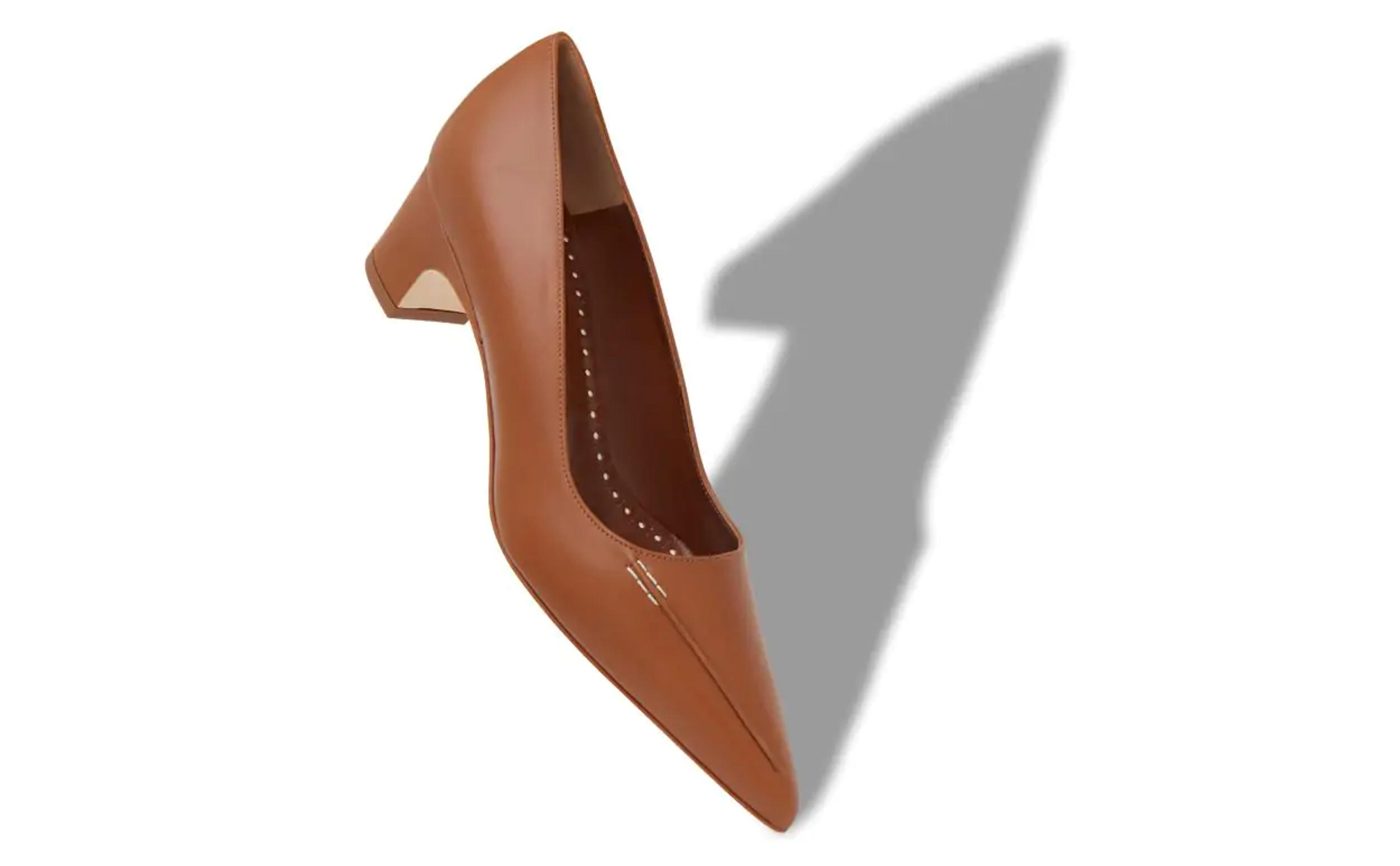 HOMERASO | Brown Calf Leather Pumps | Manolo Blahnik