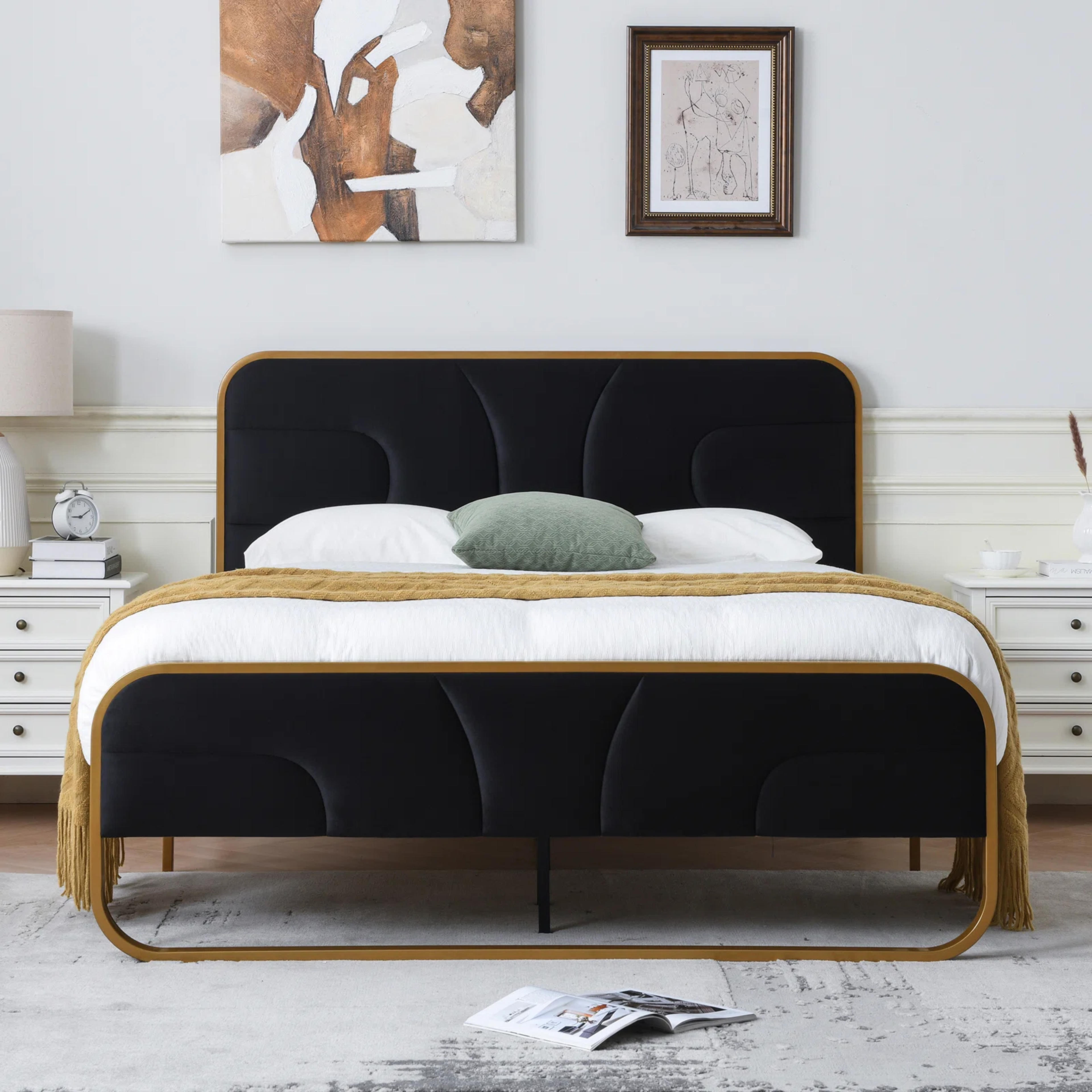 Nelsie Upholstered Platform Bed with Velvet Tufted Headboard