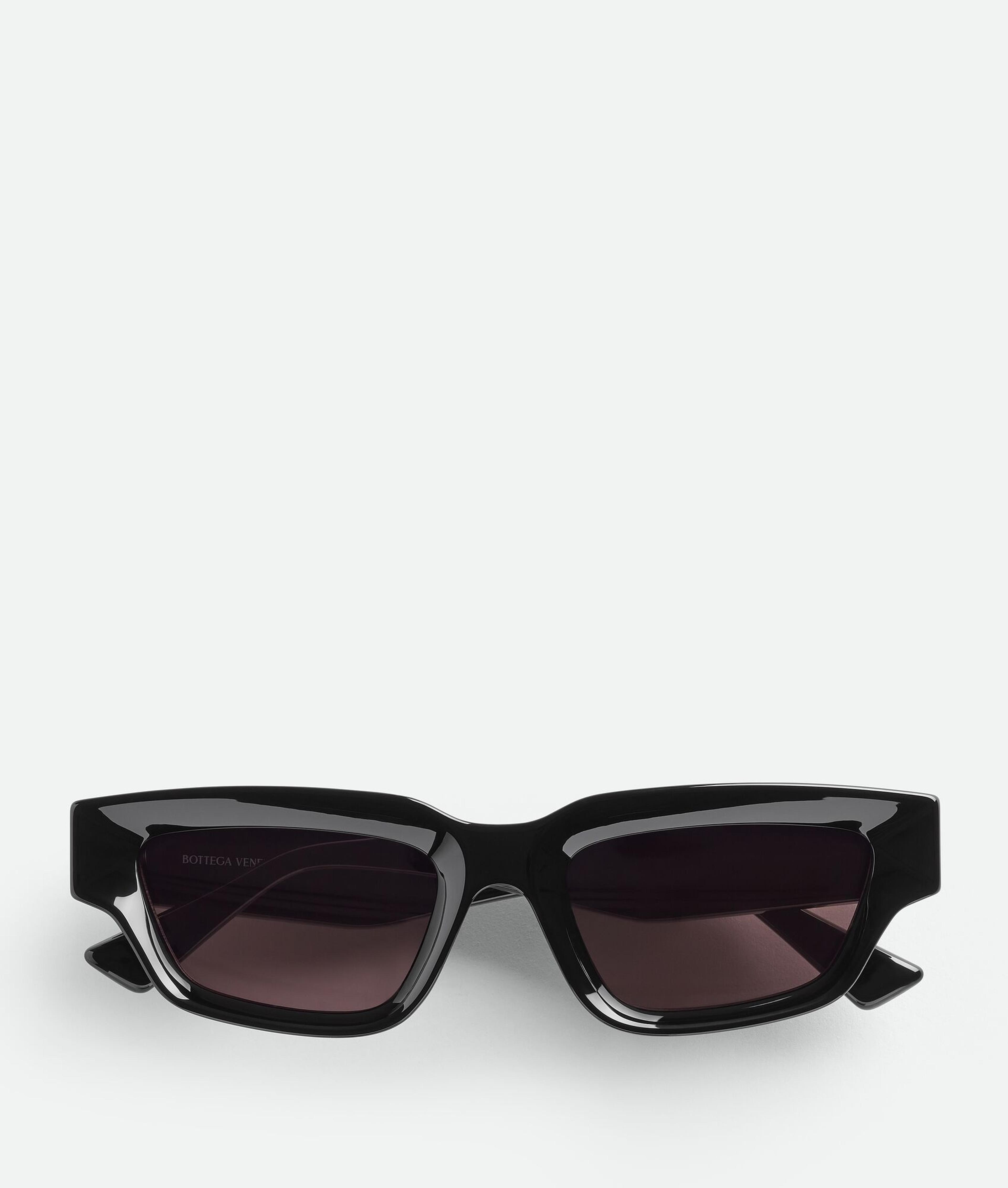 Bottega Veneta® Sharp Square Sunglasses in Black/grey. Shop online now.