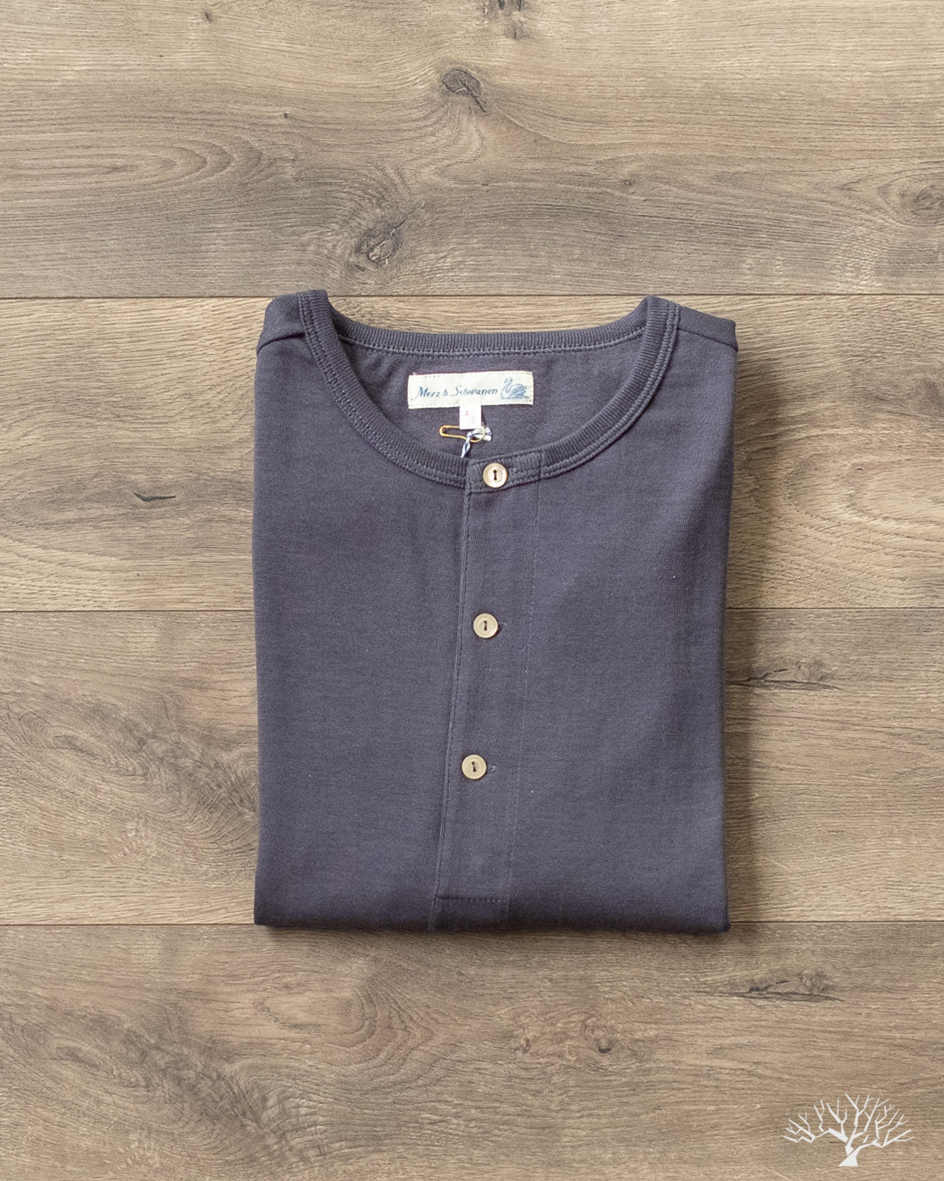 Merz b. Schwanen - 206 Long Sleeve Henley - Navy – Withered Fig