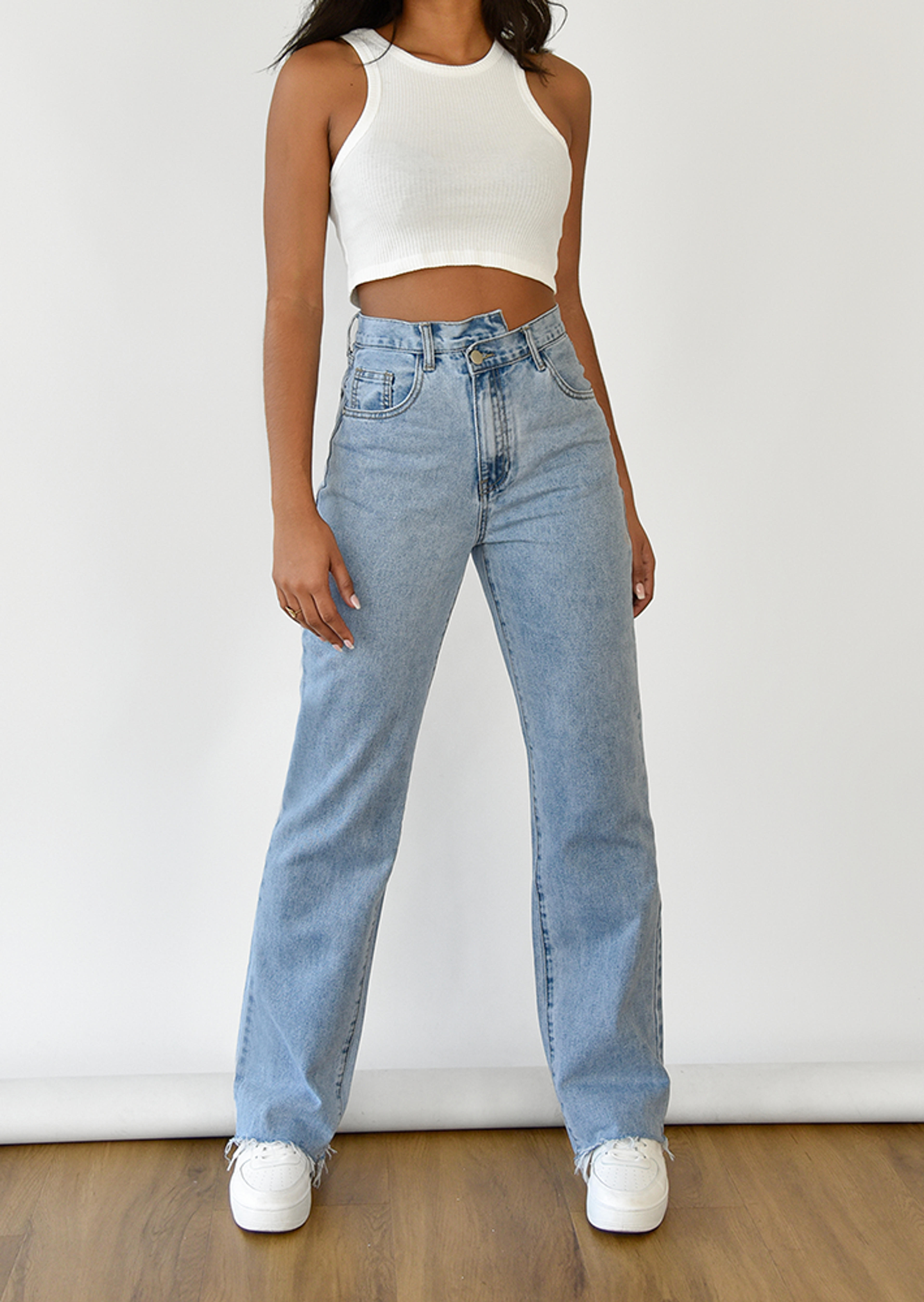 Stepped waistband straight jeans