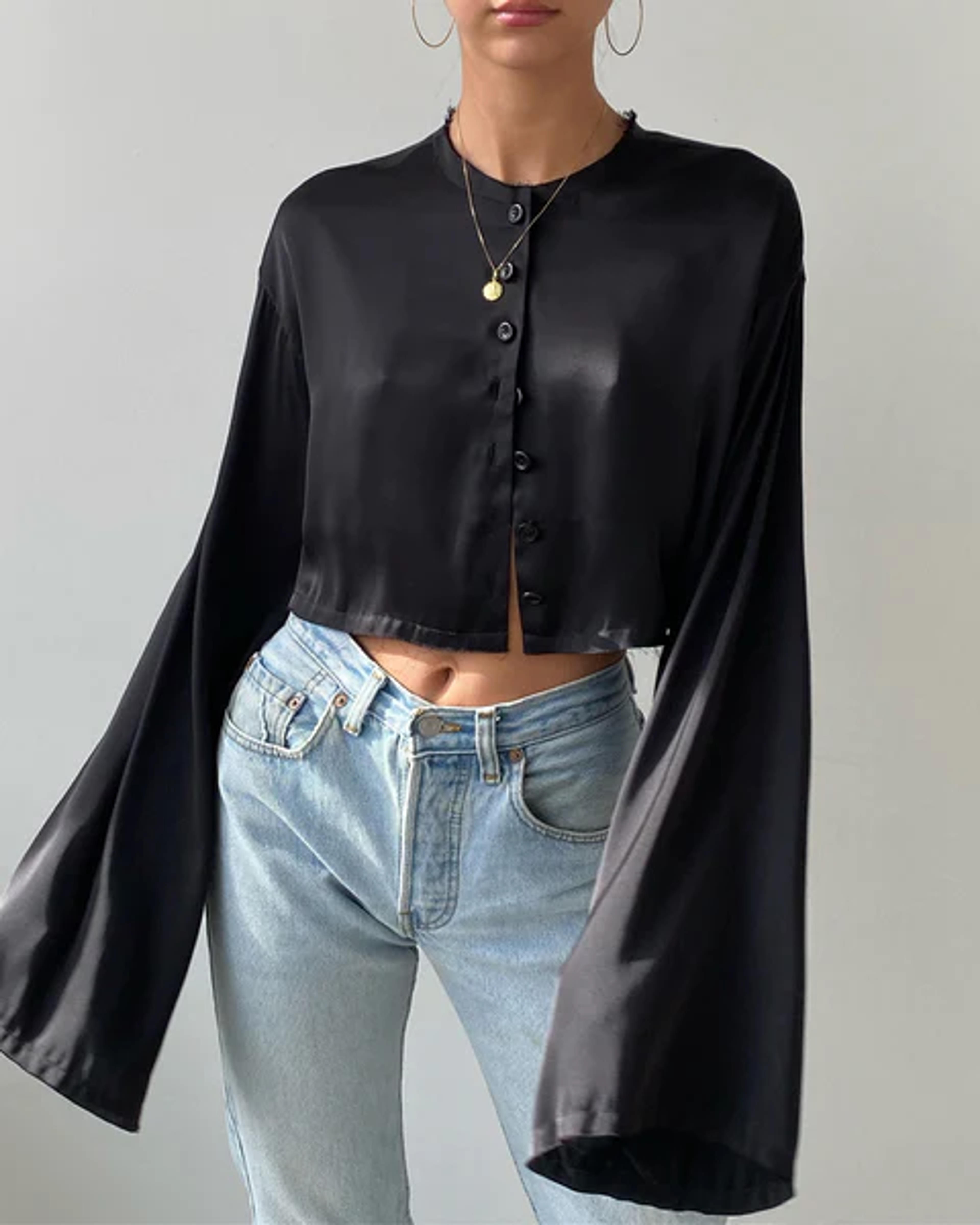 DROP SHOULDER REVERSIBLE BLOUSE BLACK