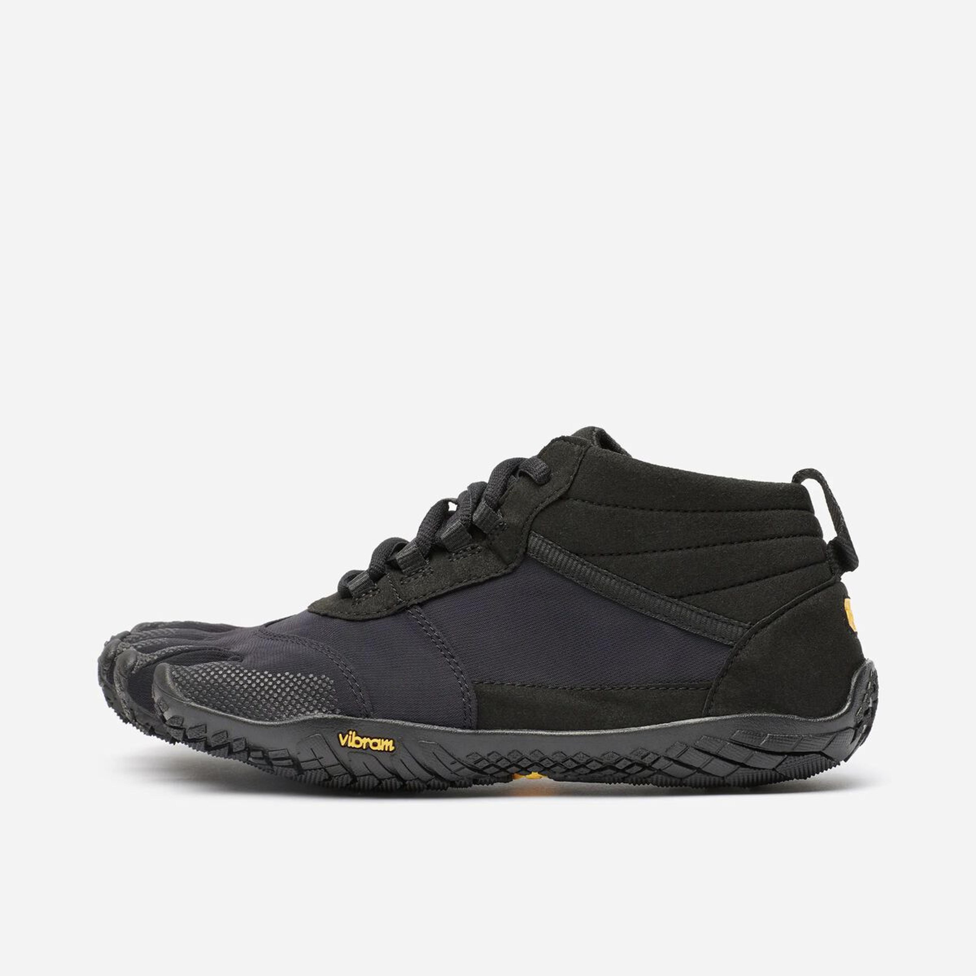 vibram.com/us/shop/fivefingers/men/v-trek-mens/M74_BlackBlack.html