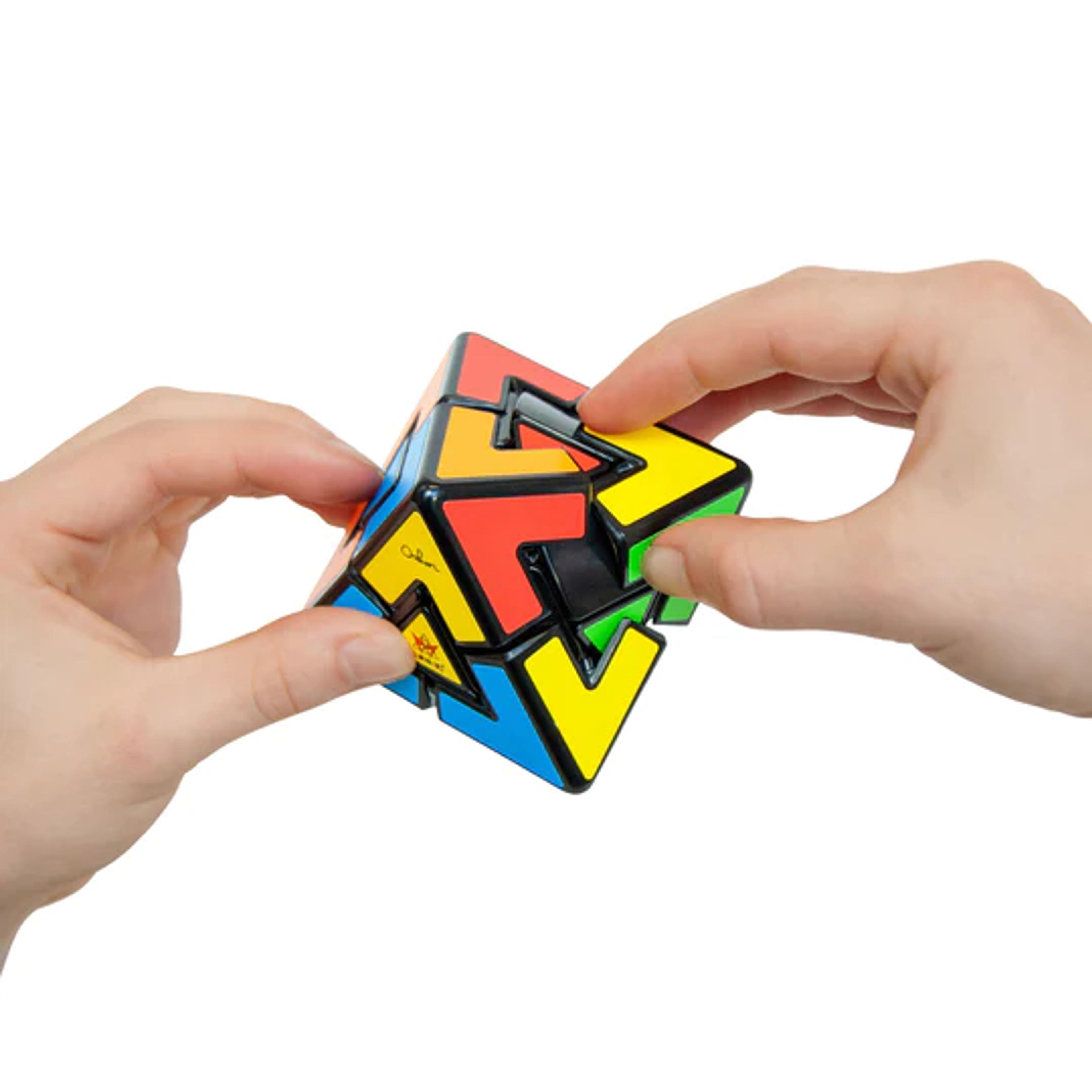 Diamond Pyraminx Brainteaser Toy – MoMA Design Store