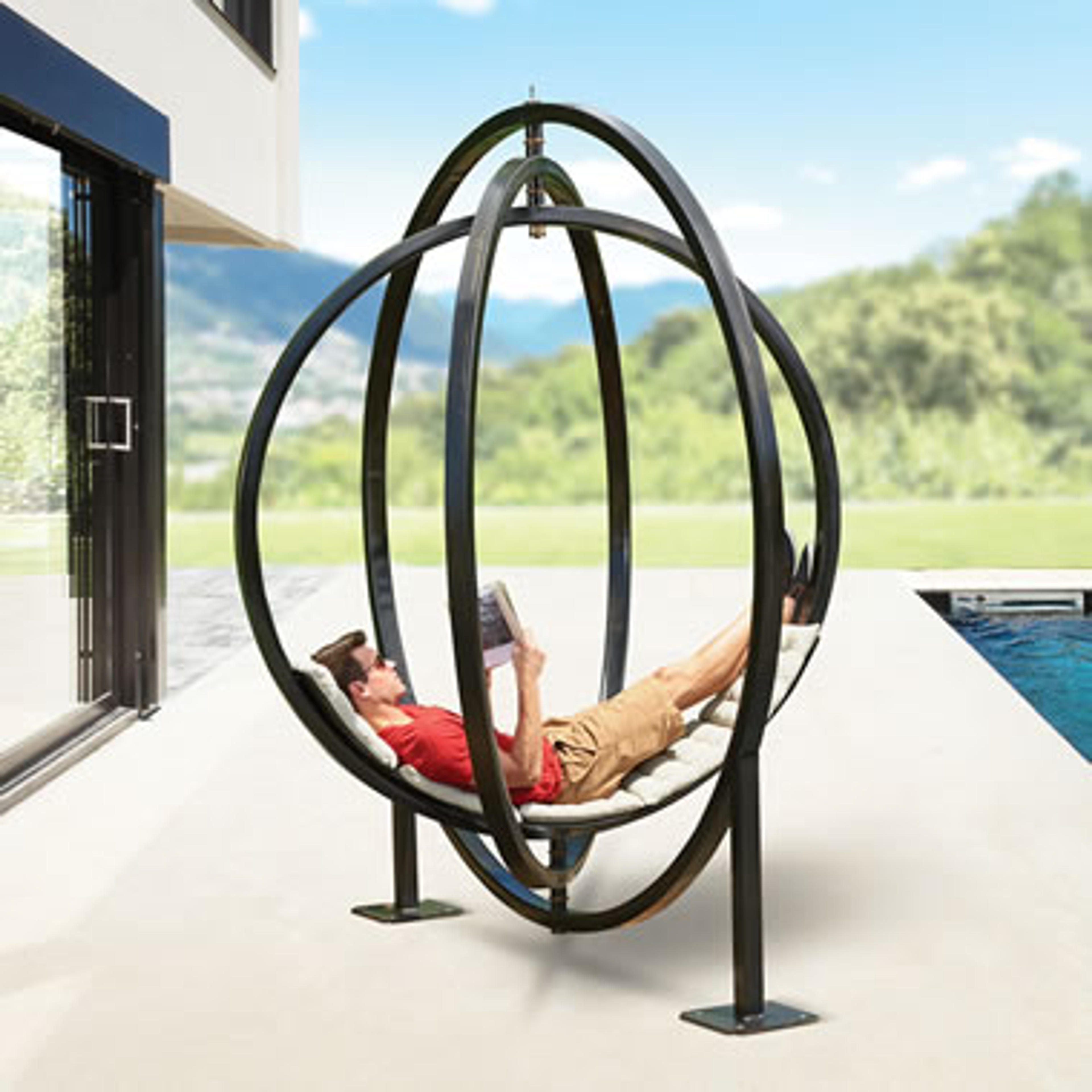 The Gyroscopic Hammock - Hammacher Schlemmer