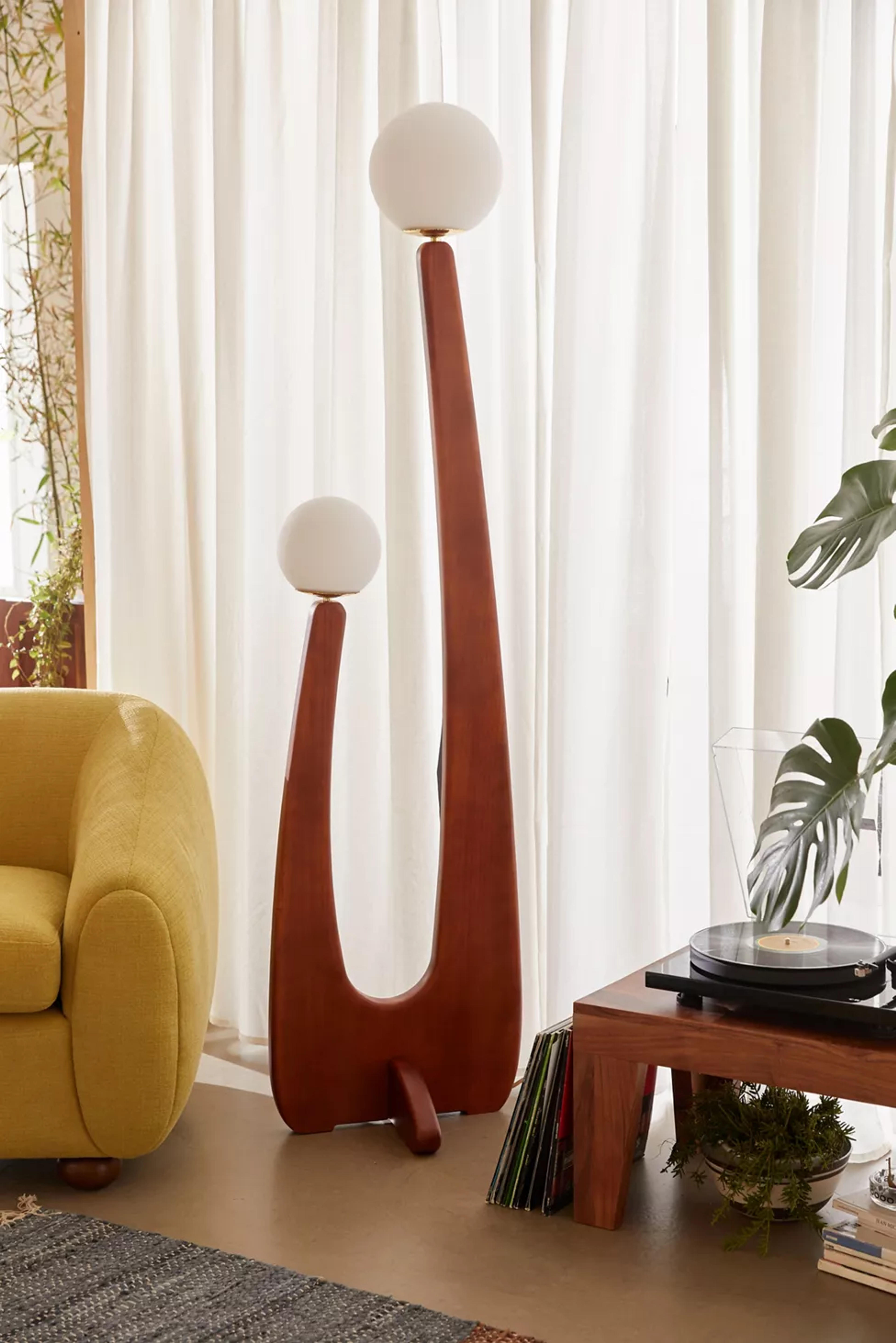 Yoji Floor Lamp | Urban Outfitters