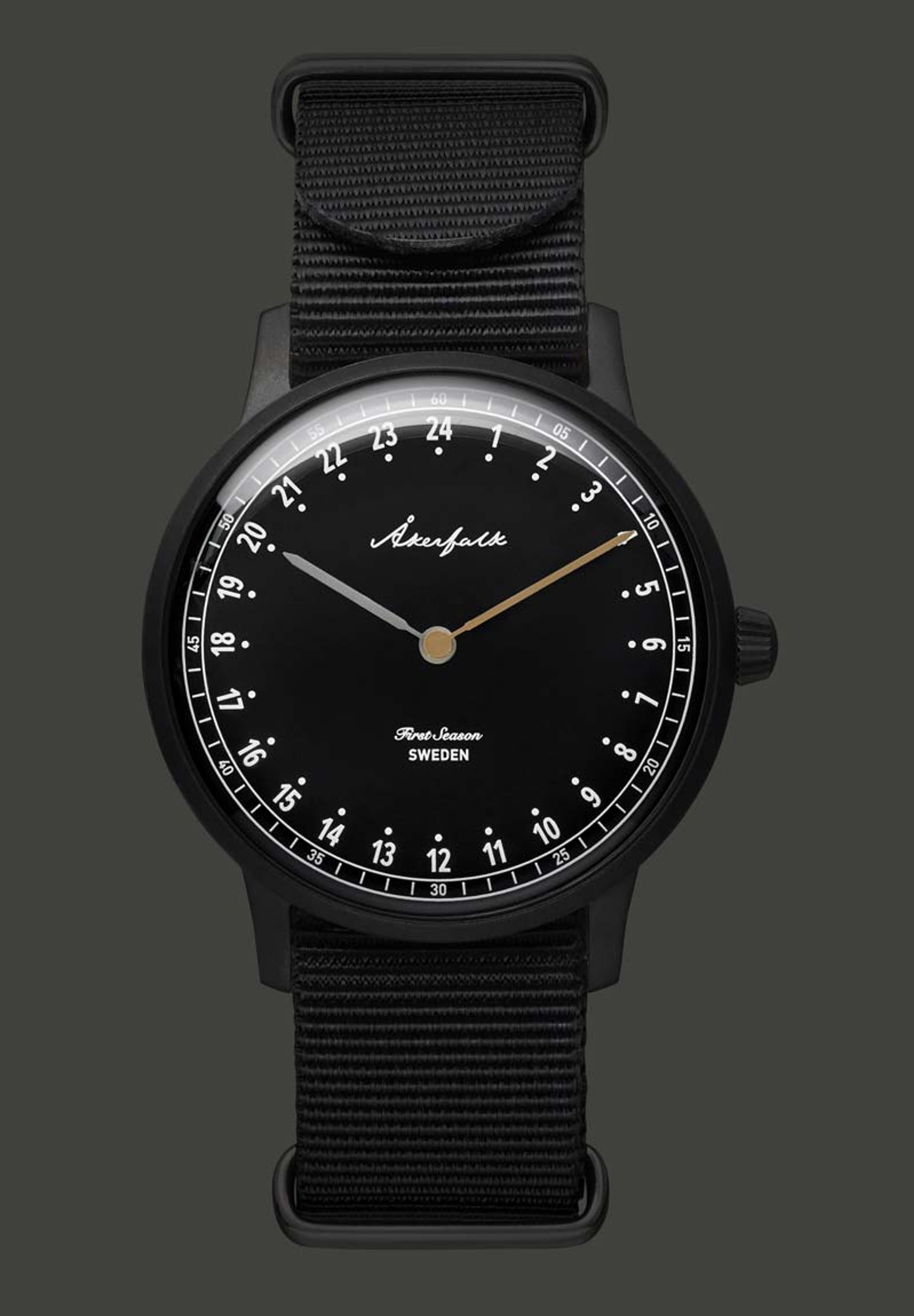 24-hour watch with matte black case and black NATO strap – Akerfalk