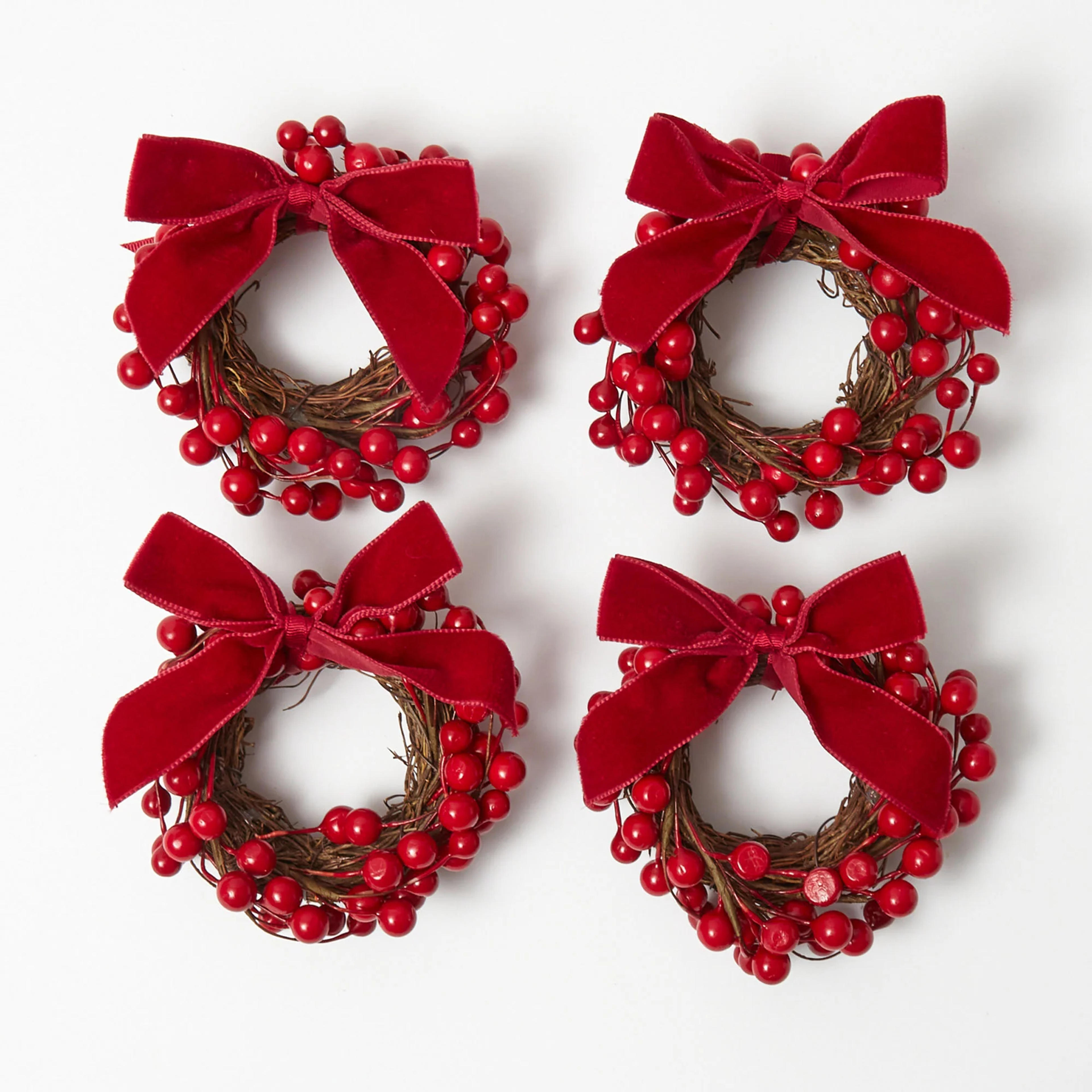 Red Berry Wreaths (Set of 4)