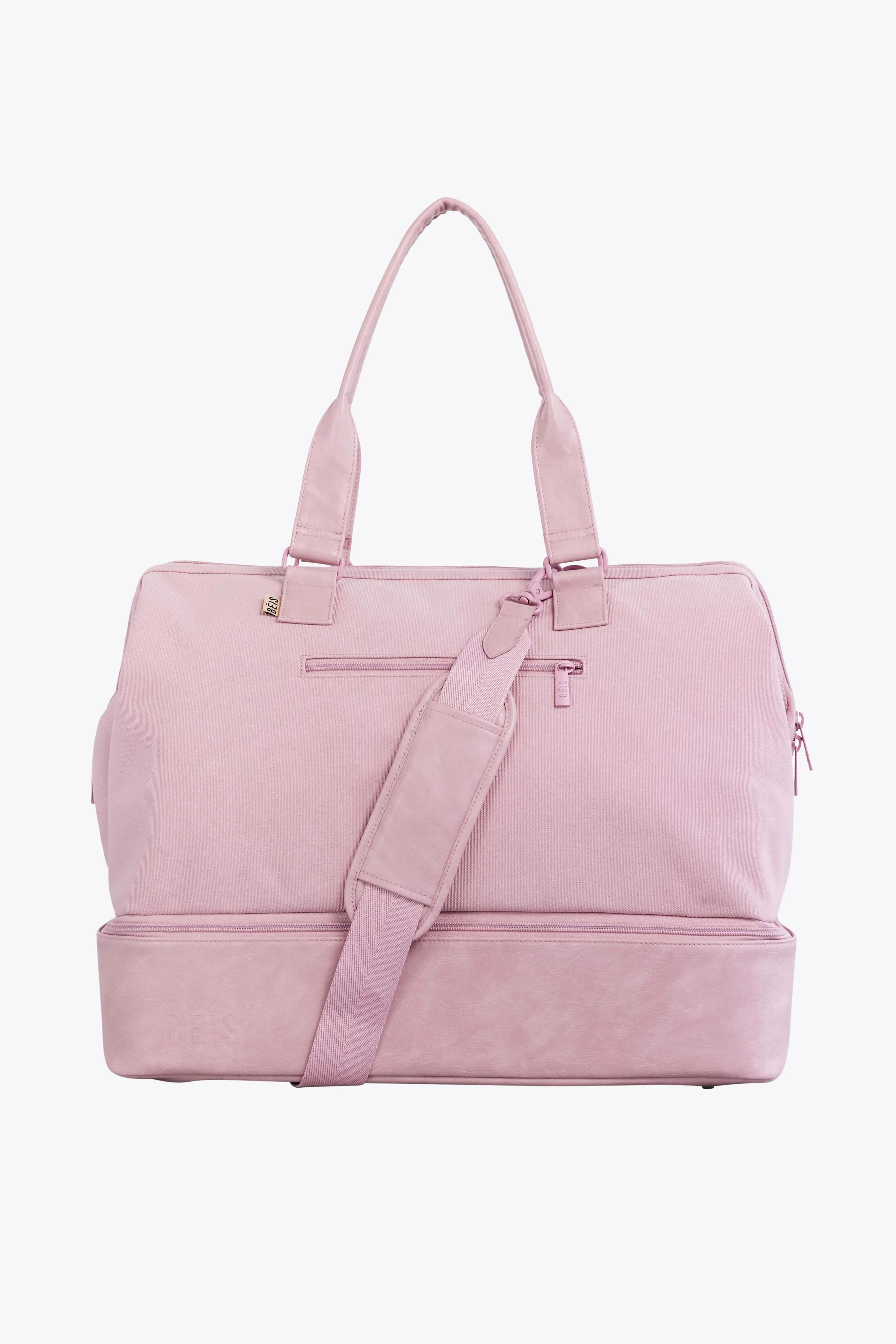 Béis 'The Weekender' in Atlas Pink - Weekender Travel Bag In Pink