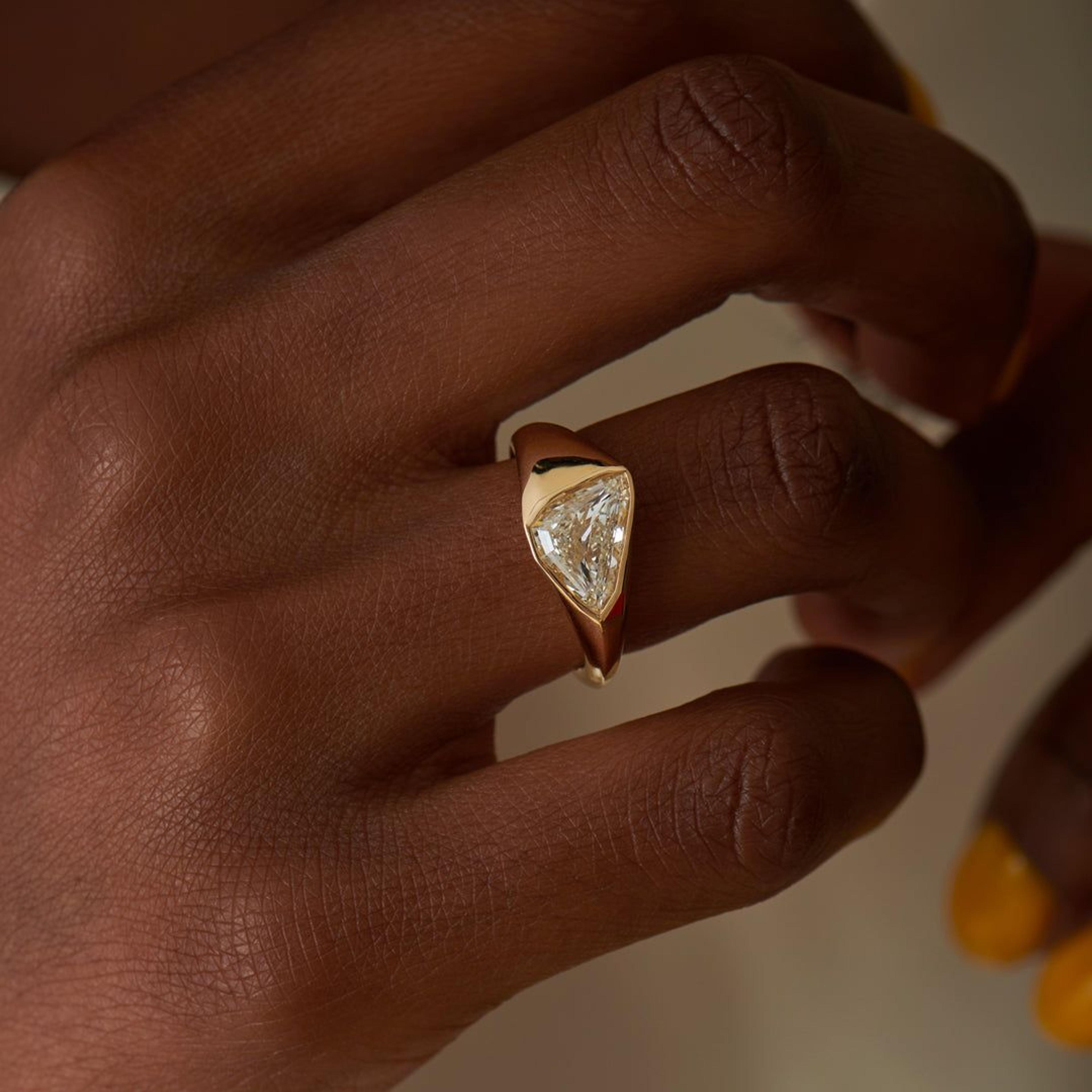 Floe Unisex Diamond Engagement Ring
