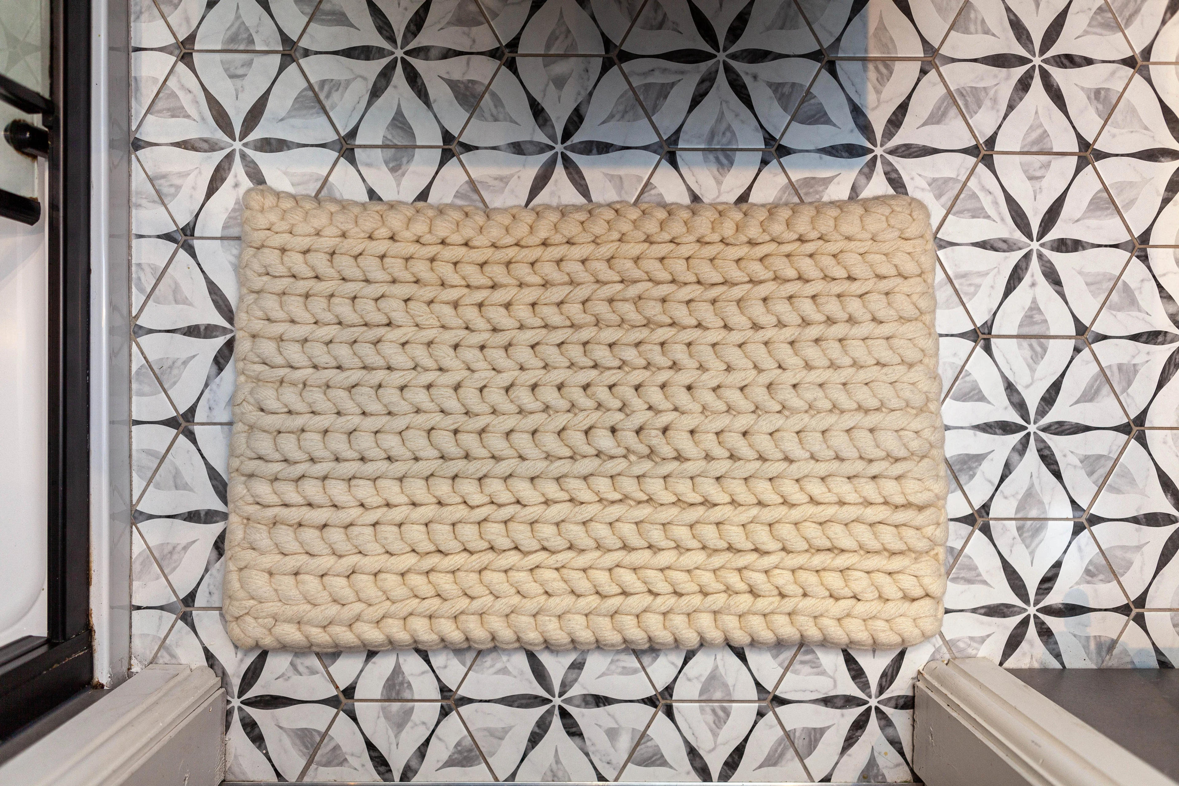 Crochet Bath Mat Hand Crocheted in Cream Bathroom Grey Matt - Etsy