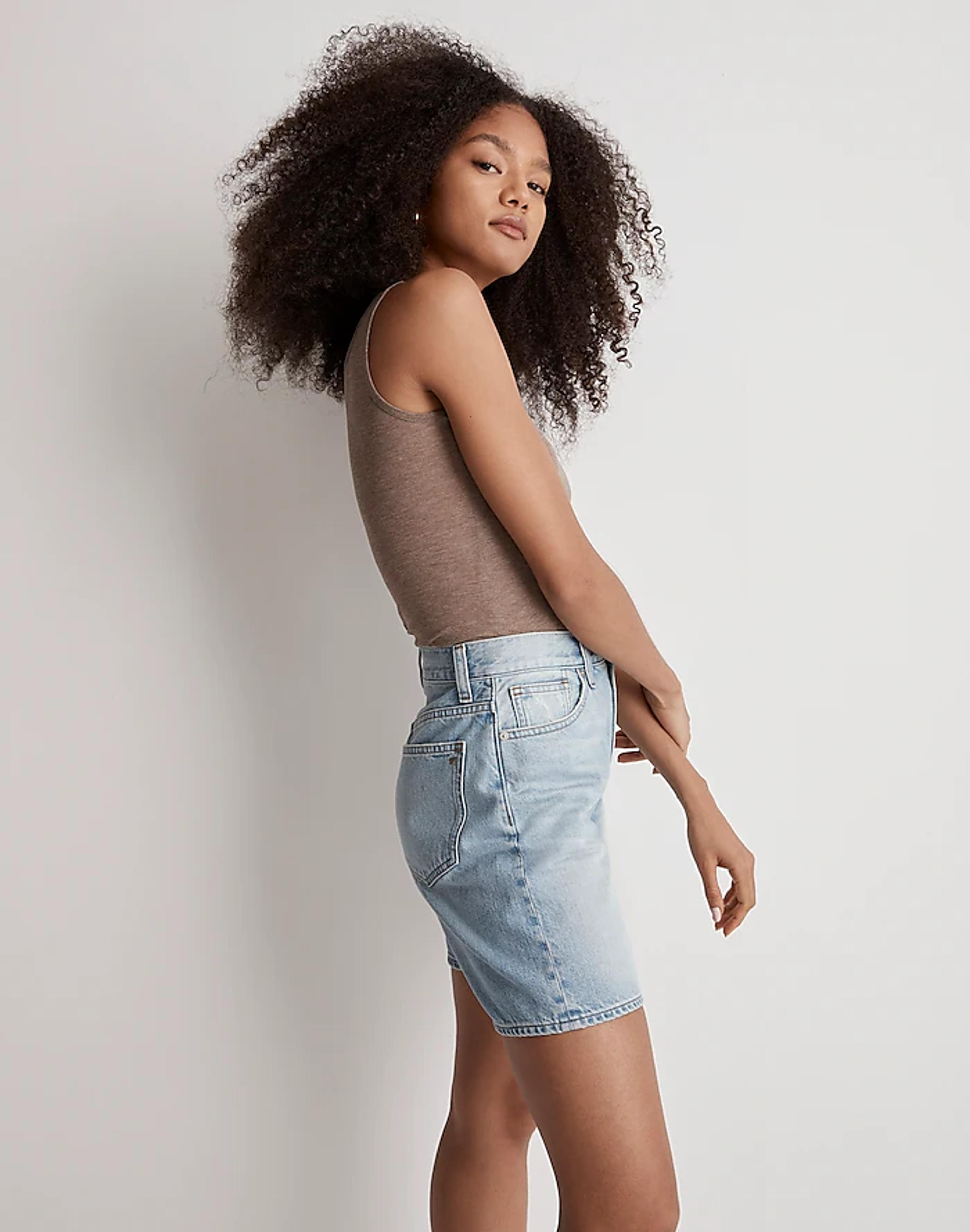 Baggy Jean Shorts in Bessmund Wash