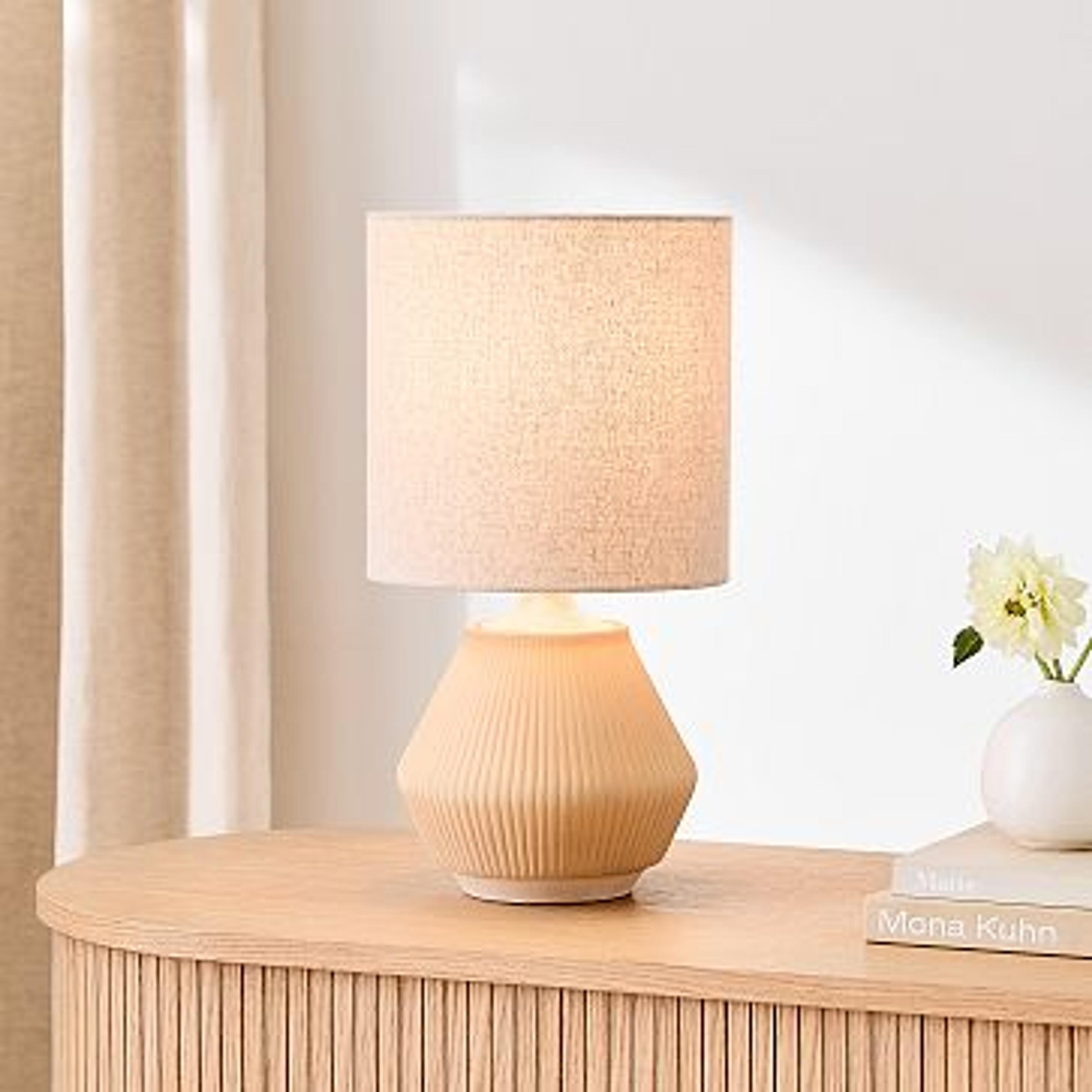 Roar & Rabbit™ Ripple Ceramic Table Lamp (17")